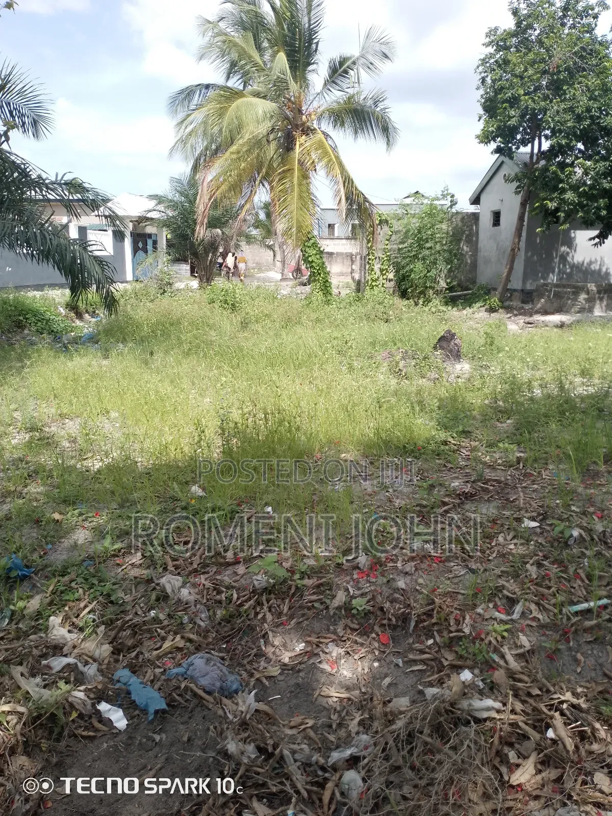Kiwanja Kinauzwa Milioni 6.5 Majohe Chuo Rada. in Ilala