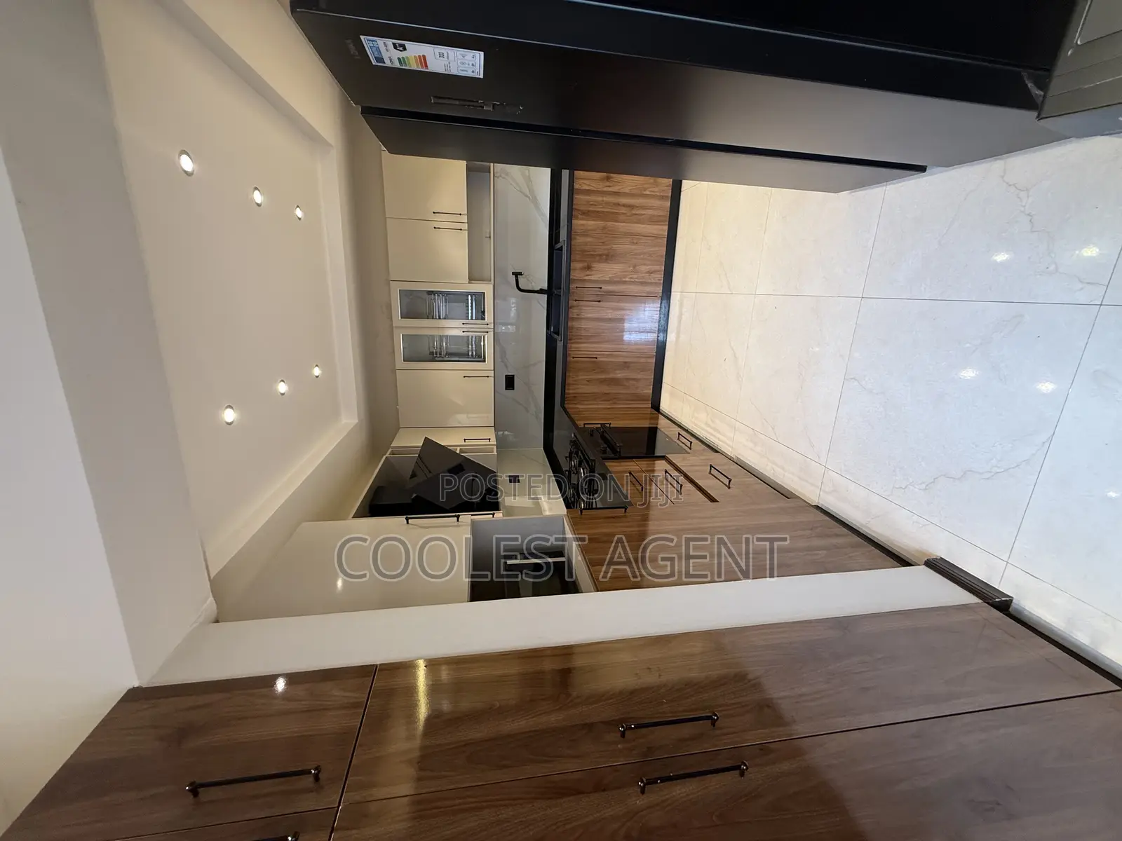 Furnished 3bdrm Apartment in Coolest Estate, Masaki for rent in Masaki