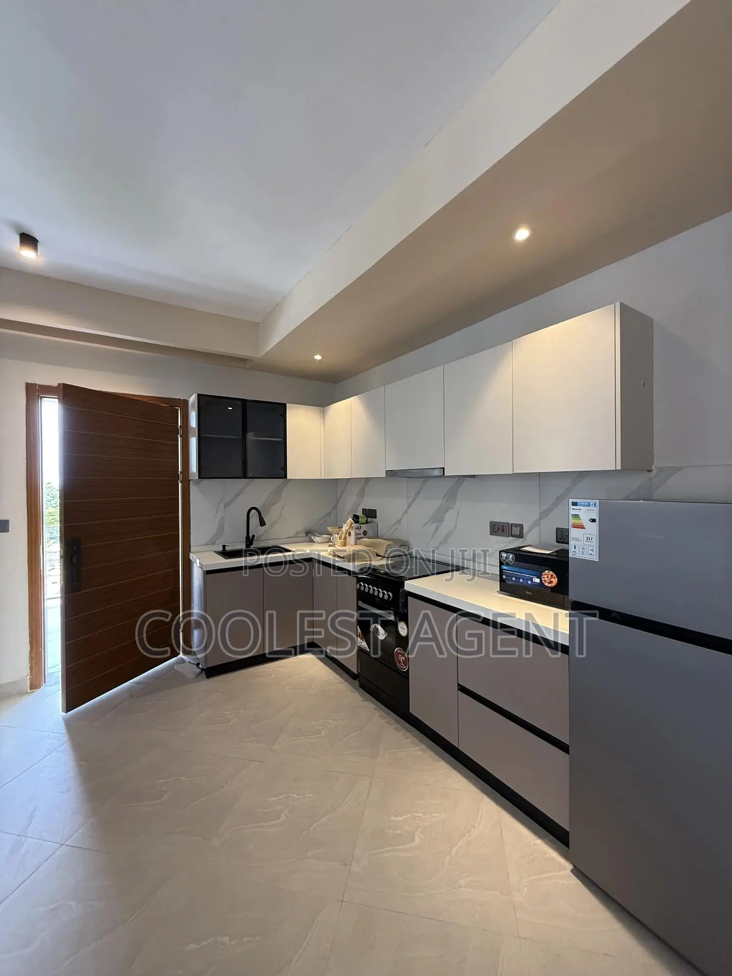 Furnished 2bdrm Apartment in Coolest Estate, Masaki for rent in Masaki