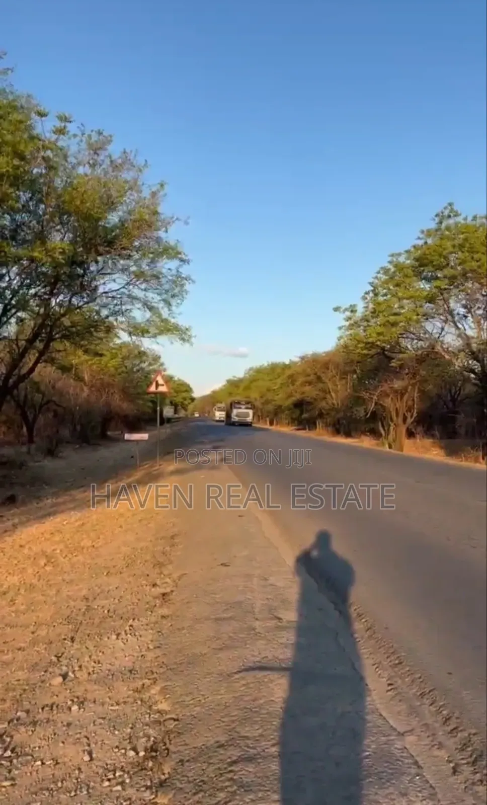 Plot Ya Ekari 10 Inayogusa Lami Inauzwa Mikumi Mjini, Morogoro in Morogoro Urban
