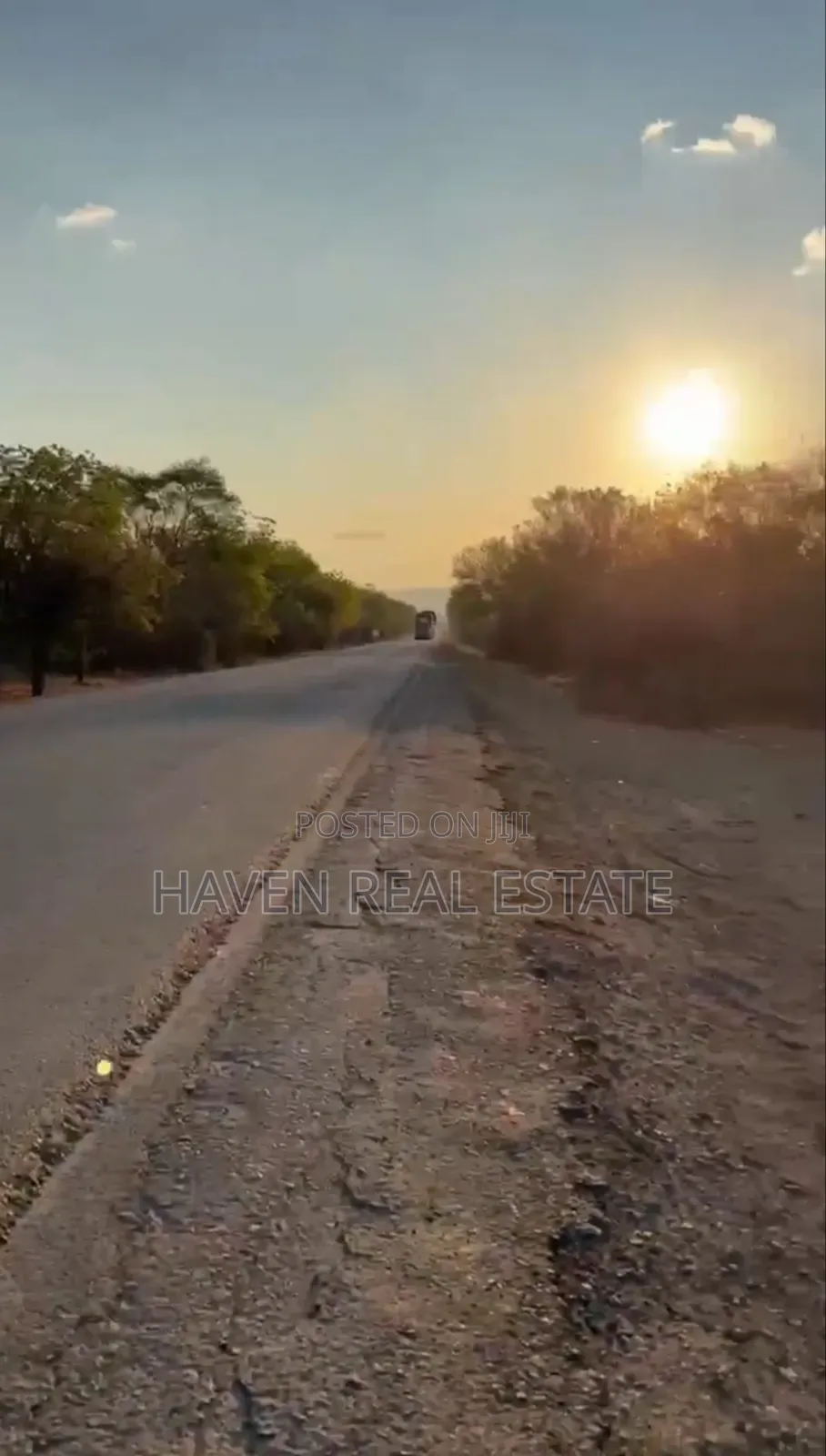 Plot Ya Ekari 10 Inayogusa Lami Inauzwa Mikumi Mjini, Morogoro in Morogoro Urban