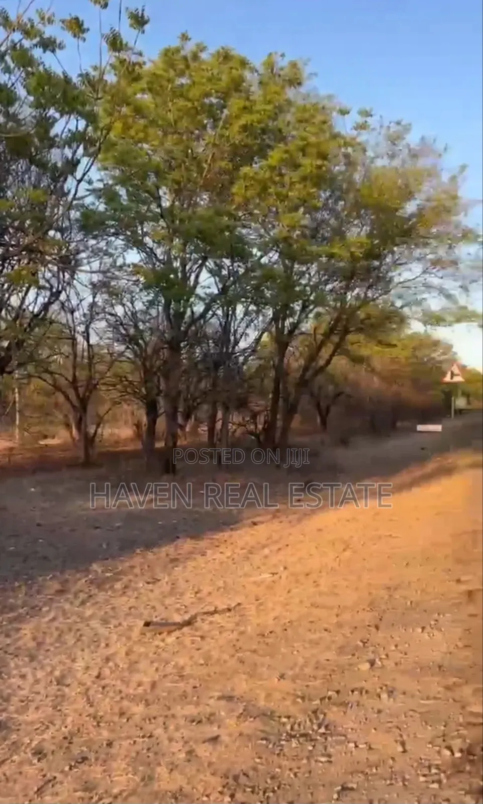 Plot Ya Ekari 10 Inayogusa Lami Inauzwa Mikumi Mjini, Morogoro in Morogoro Urban