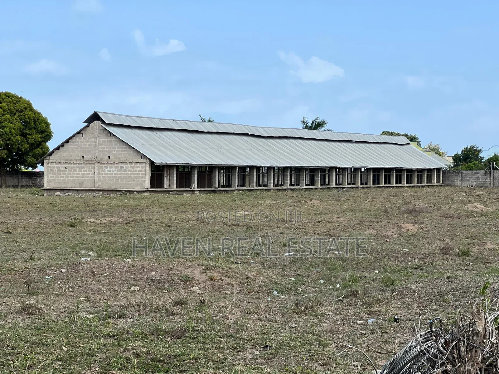 Eneo La Ekari 9 La Ufugaji Wa Kuku Linauzwa Kiaraka, Mapinga in Bagamoyo