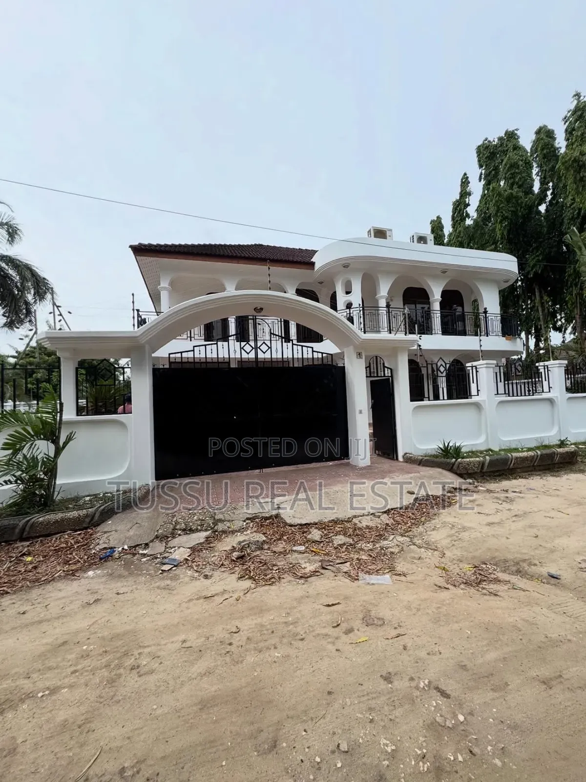 4bdrm House in Mbezibeach for rent in Mbezi Beach