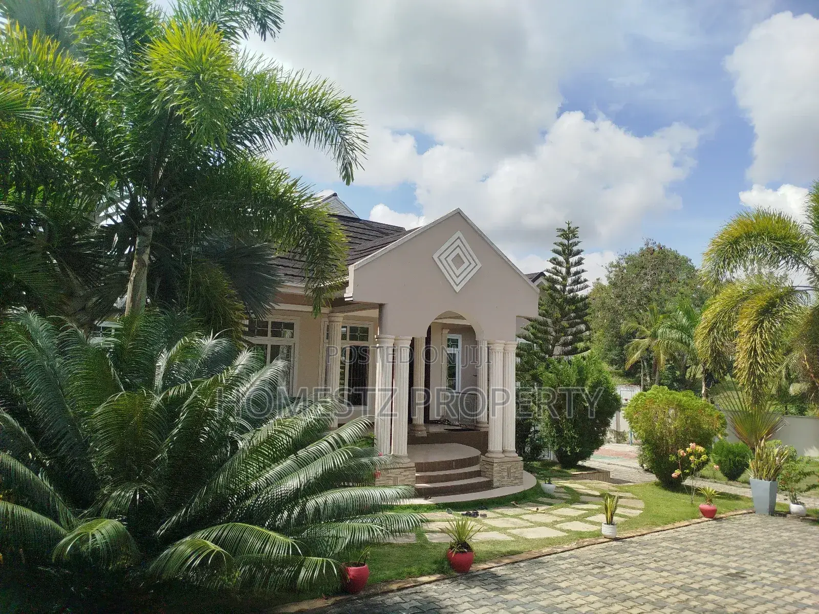 4bdrm Mansion in Goba, Kinondoni for sale in Kinondoni