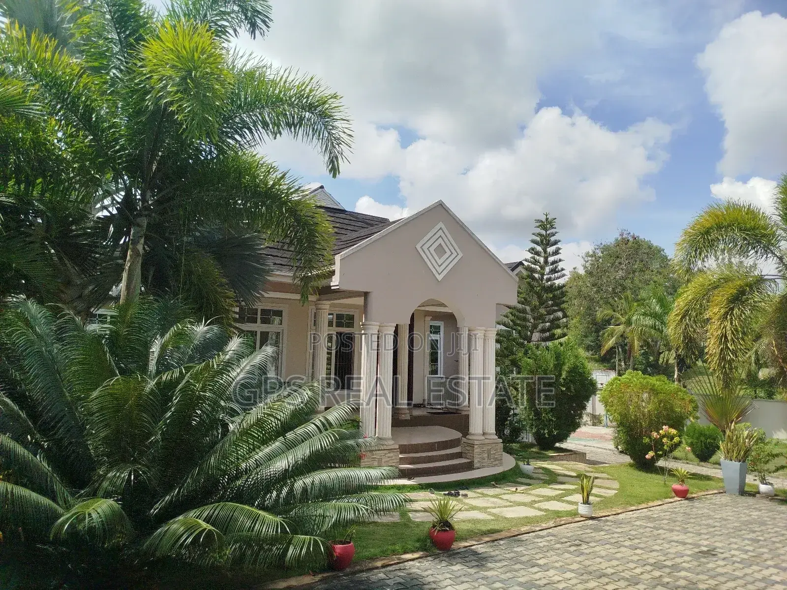4bdrm Mansion in Goba, Kinondoni for sale in Kinondoni