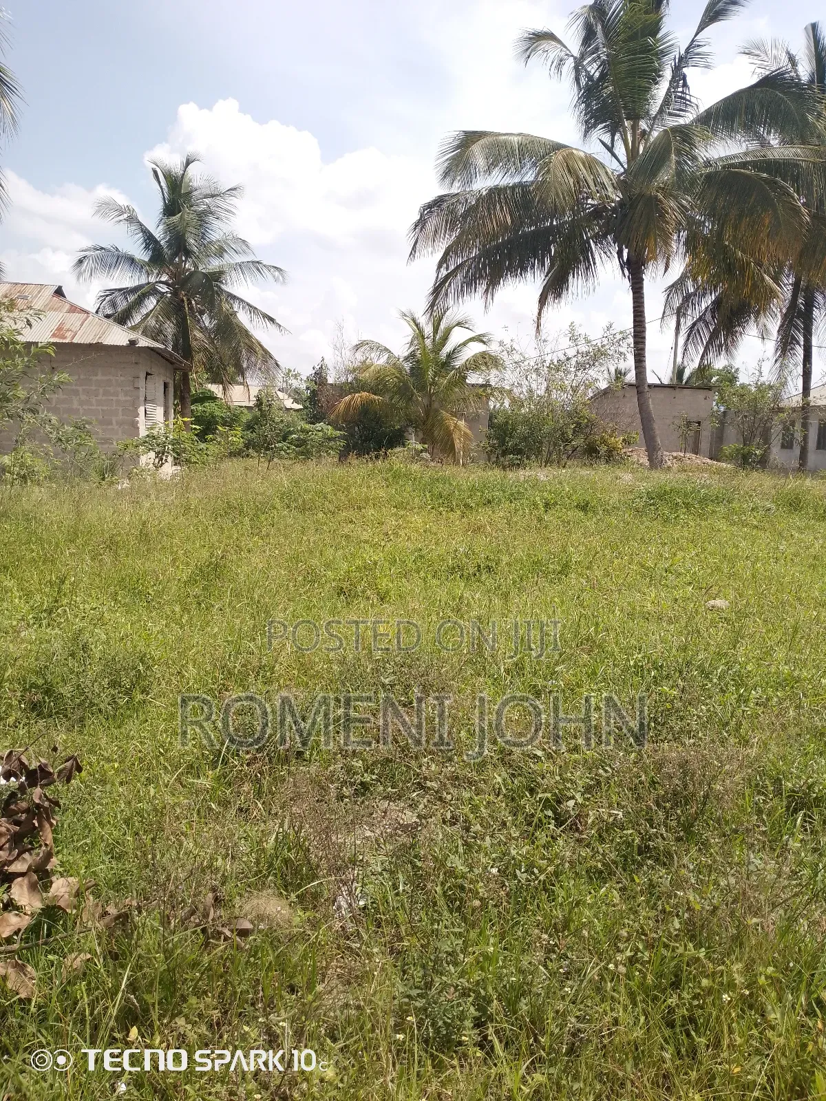 Kiwanja Sqmita 1000 Kinauzwa Milioni 25 Gongolamboto Majohe Viwege. in Ilala