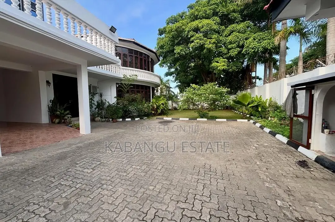 5bdrm House in Masaki for rent in Masaki
