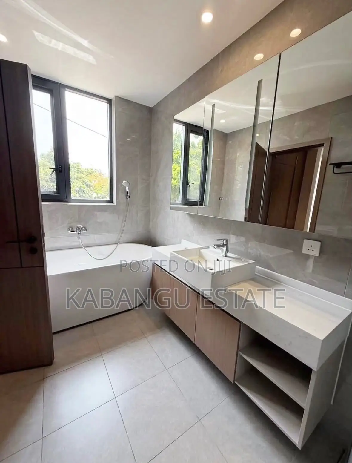 Furnished 3bdrm Apartment in Masaki for rent in Masaki