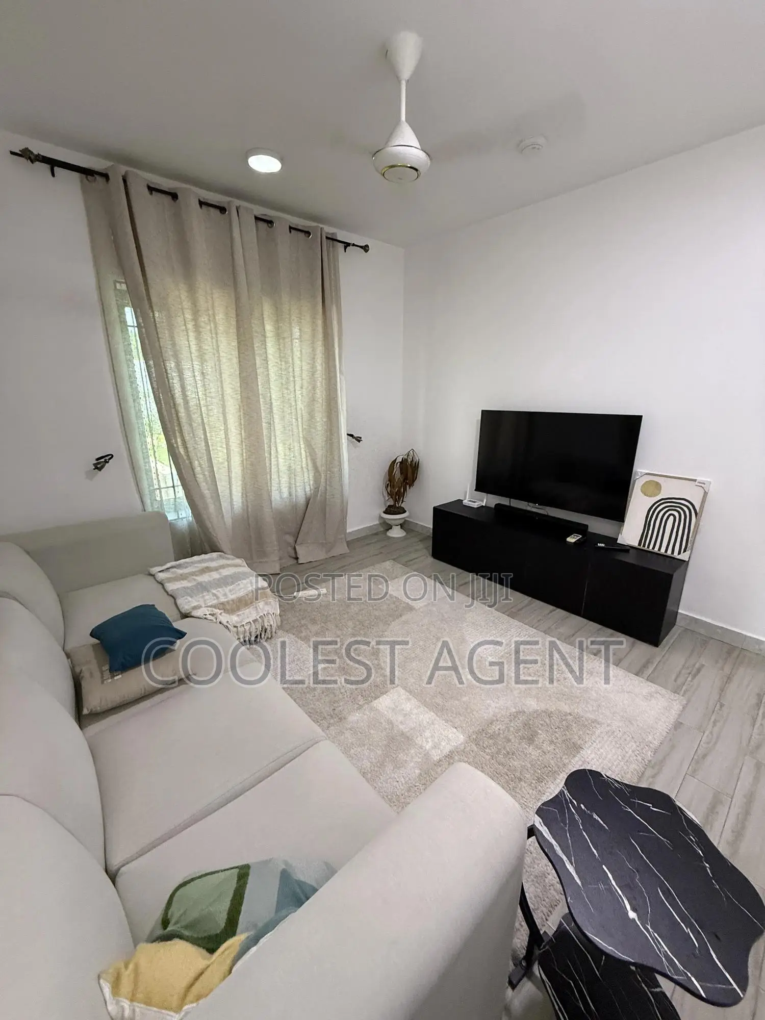Furnished 1bdrm Apartment in Coolest Estate, Oyster Bay for rent in Oyster Bay