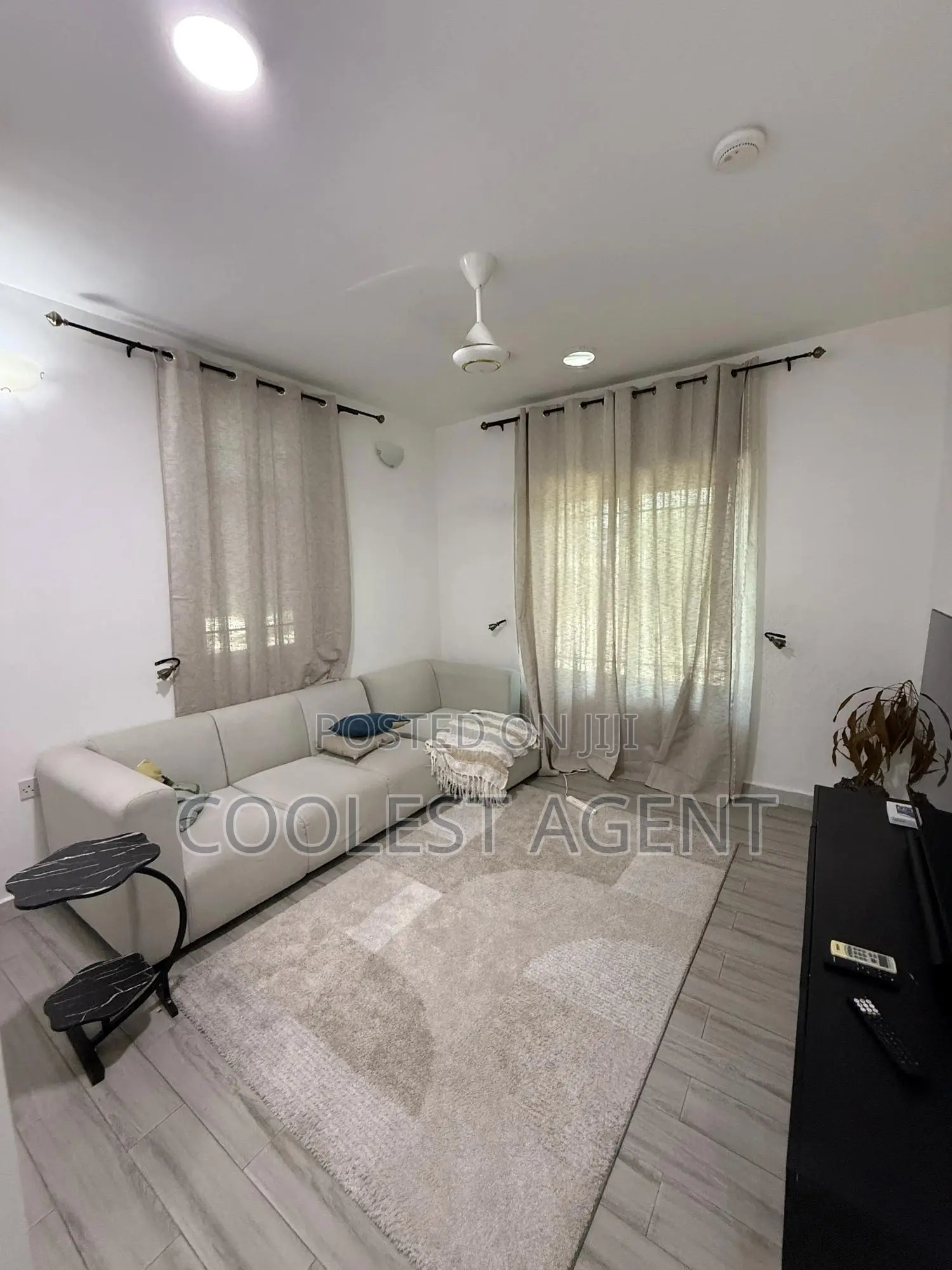 Furnished 1bdrm Apartment in Coolest Estate, Oyster Bay for rent in Oyster Bay