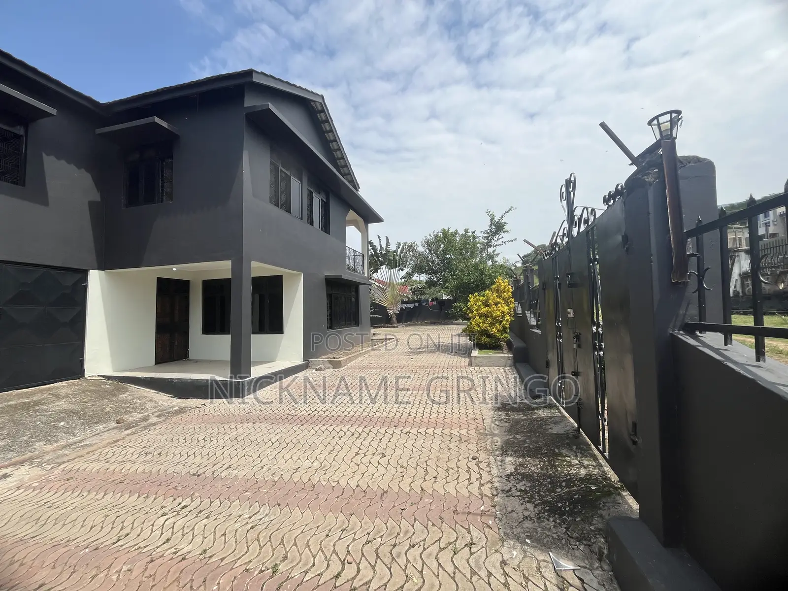 4bdrm House in Bwiru Place, Ilemela Ward for sale in Ilemela Ward