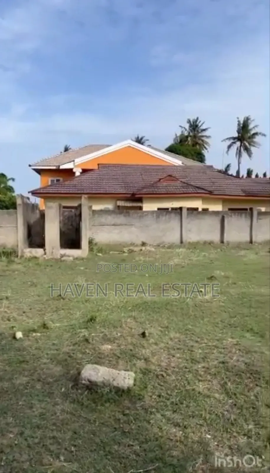 Kiwanja Kinauzwa Mbezi Beach Africana in Mbezi Beach