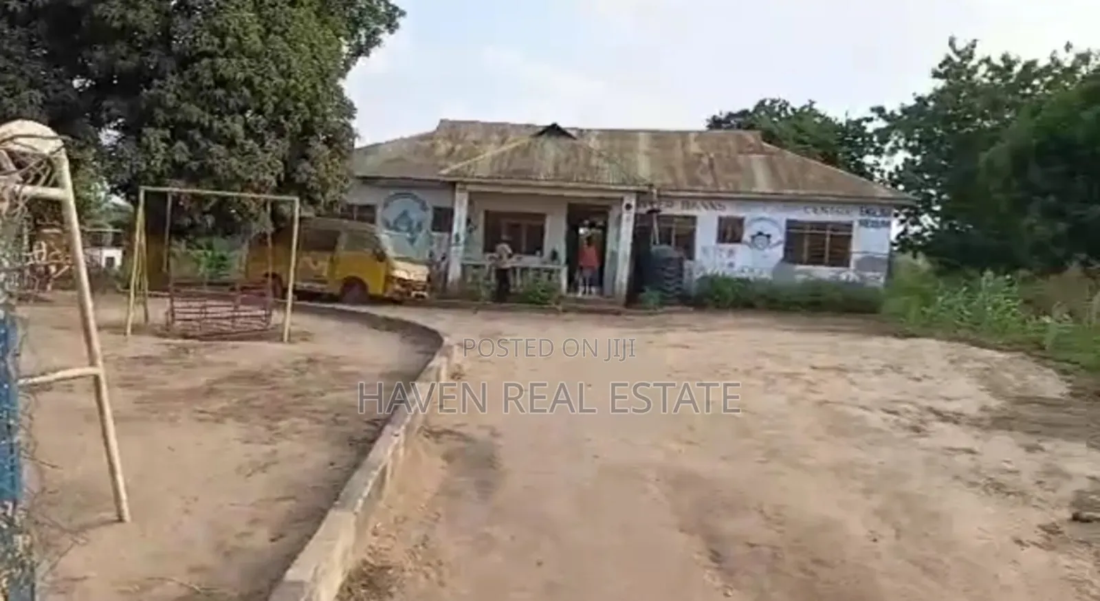 Shule Ya Nursery Inauzwa Madale in Goba
