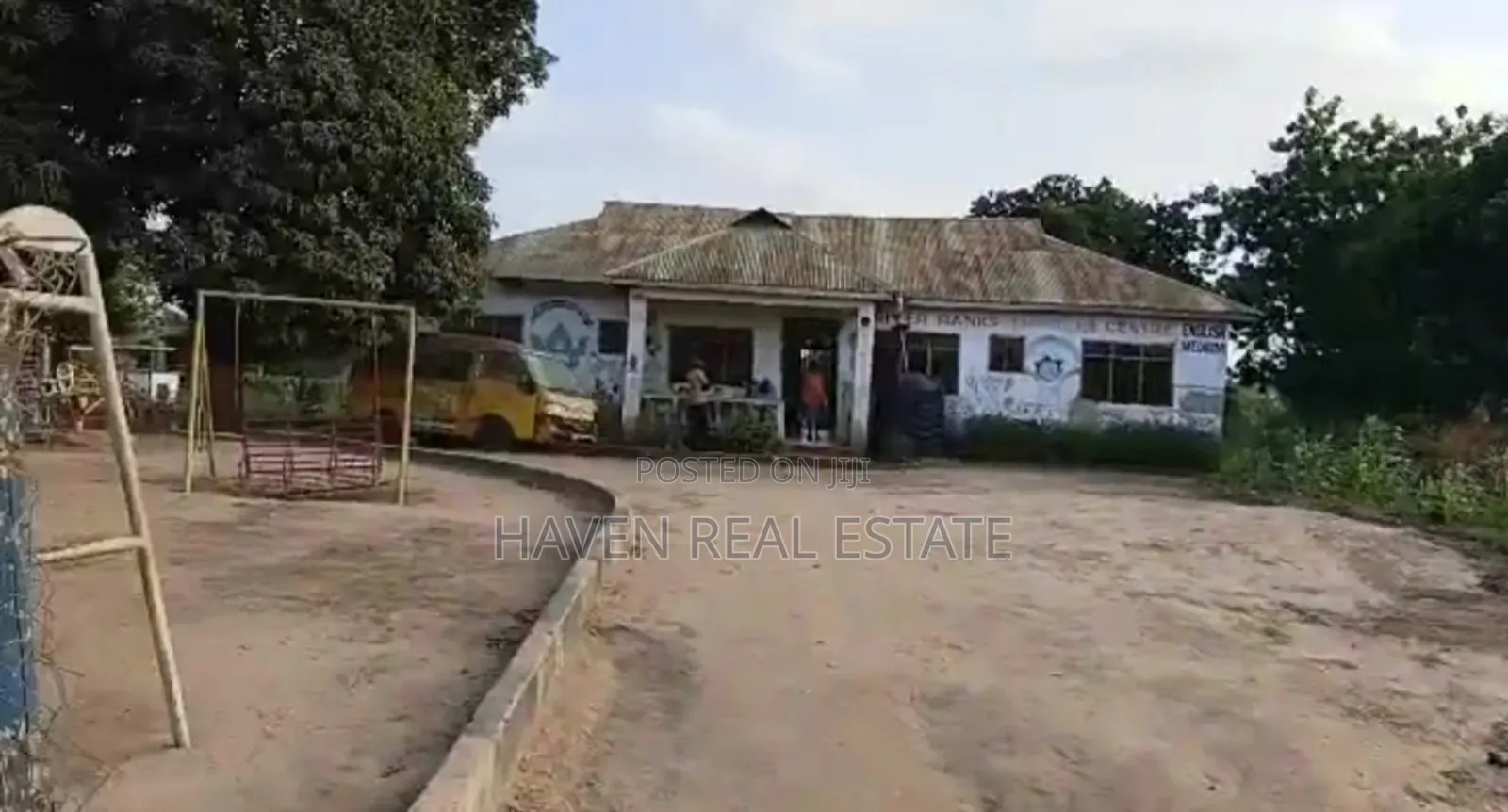 Shule Ya Nursery Inauzwa Madale in Goba