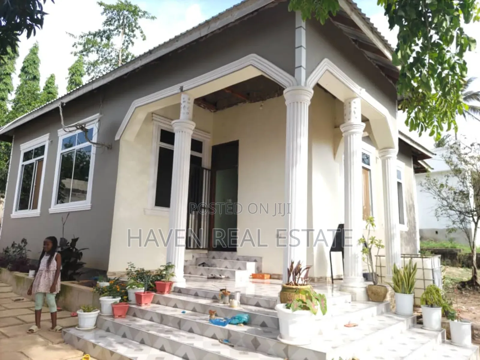 3bdrm House in Mbezi for sale in Mbezi