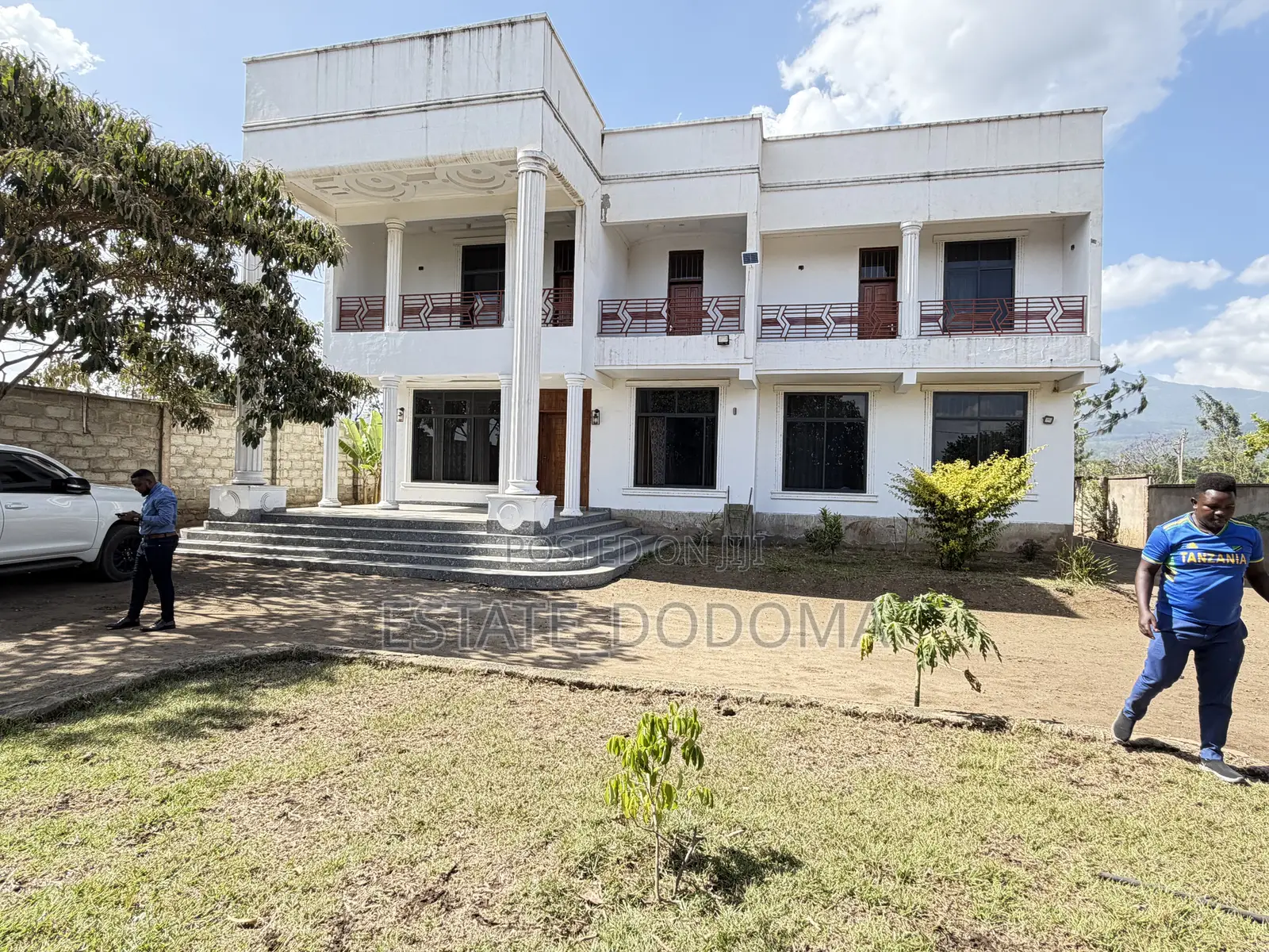 4bdrm Mansion in Tengeru Doluti, Arusha for sale in Arusha