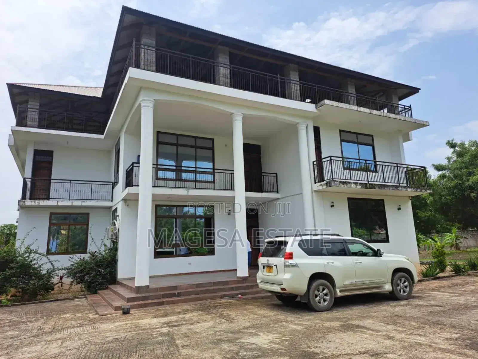5bdrm House in Kigamboni Kibugumo for sale in Kigamboni