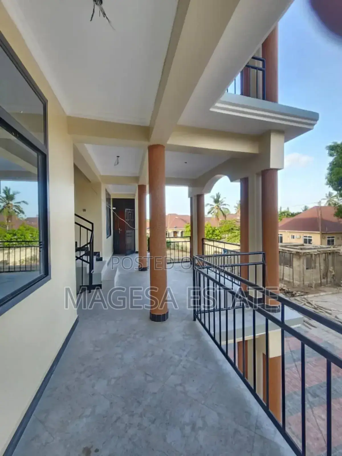 5bdrm House in Kigamboni Kibugumo for sale in Kigamboni