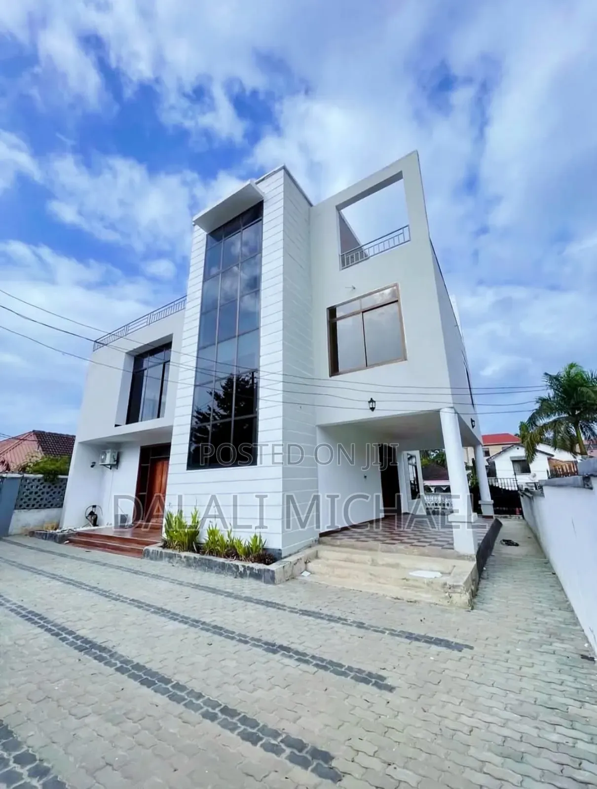 6bdrm House in Mbezibeach for sale in Mbezi Beach