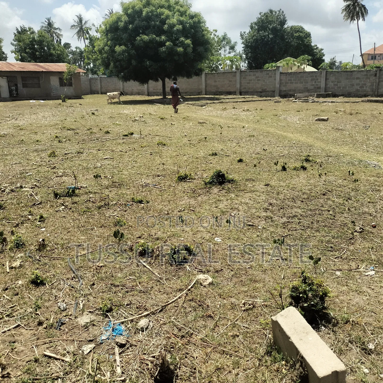 Plot for Sale Mbezibeach Africana in Mbezi Beach