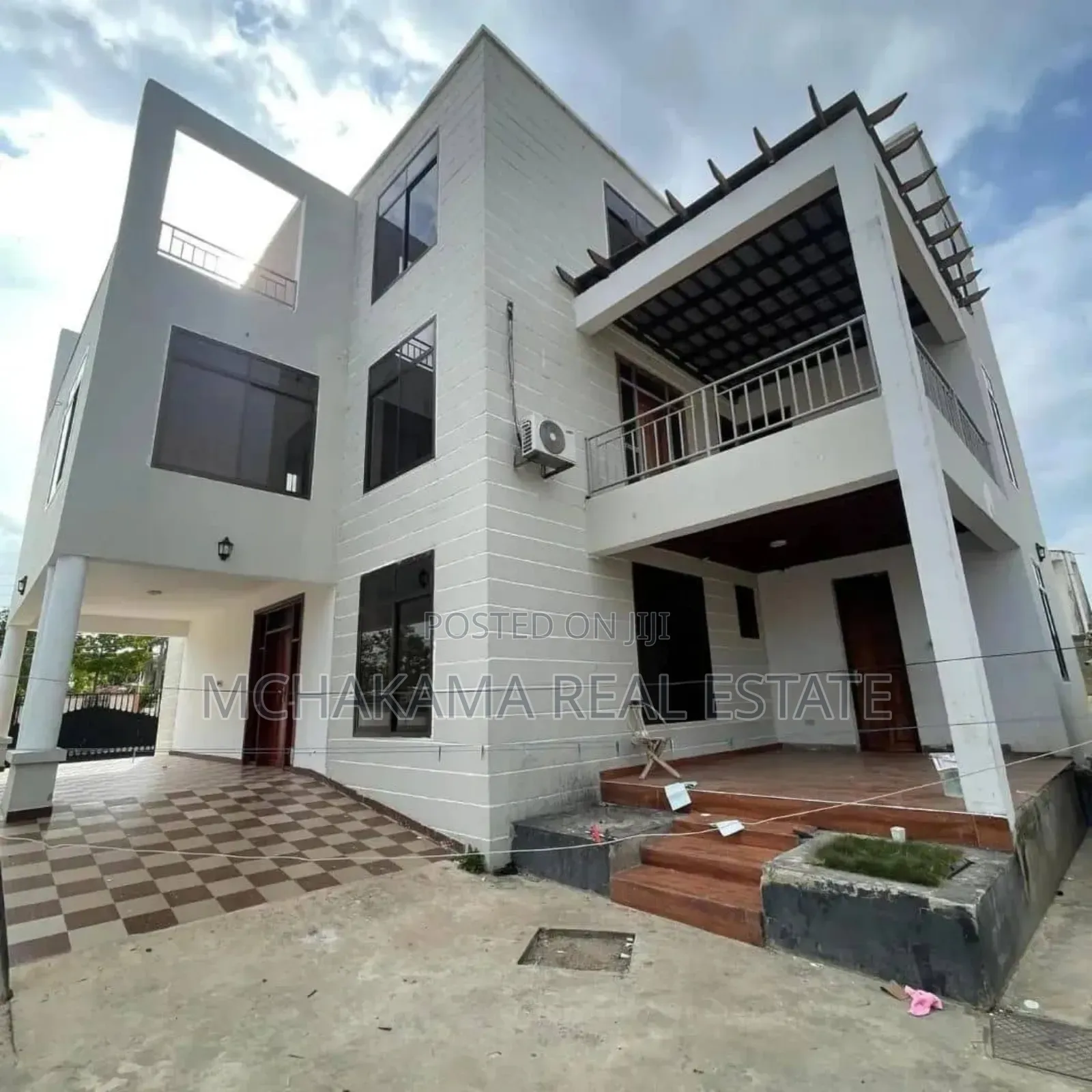 4bdrm Block of Flats in Mchakama Real Estate, Mbezi Beach for sale in Mbezi Beach