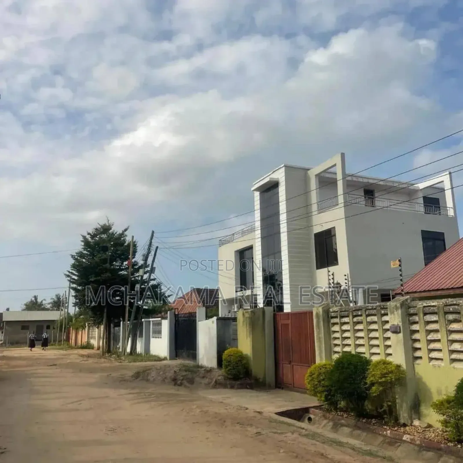 4bdrm Block of Flats in Mchakama Real Estate, Mbezi Beach for sale in Mbezi Beach