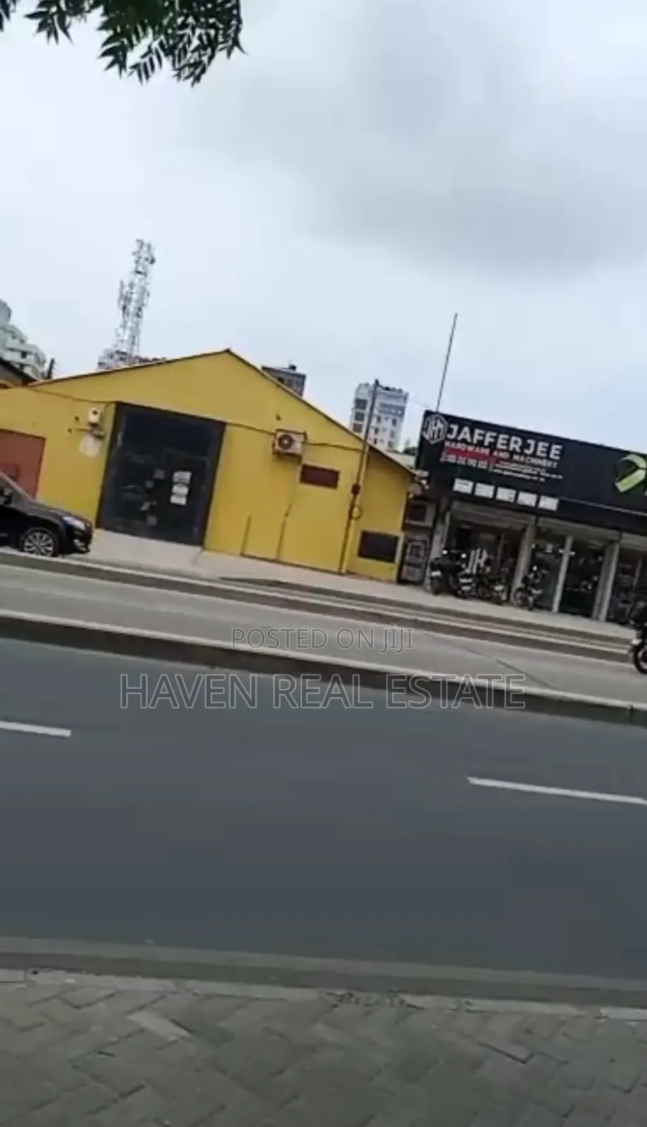 Viwanja Vitatu Vinauzwa Kariakoo in Kariakoo