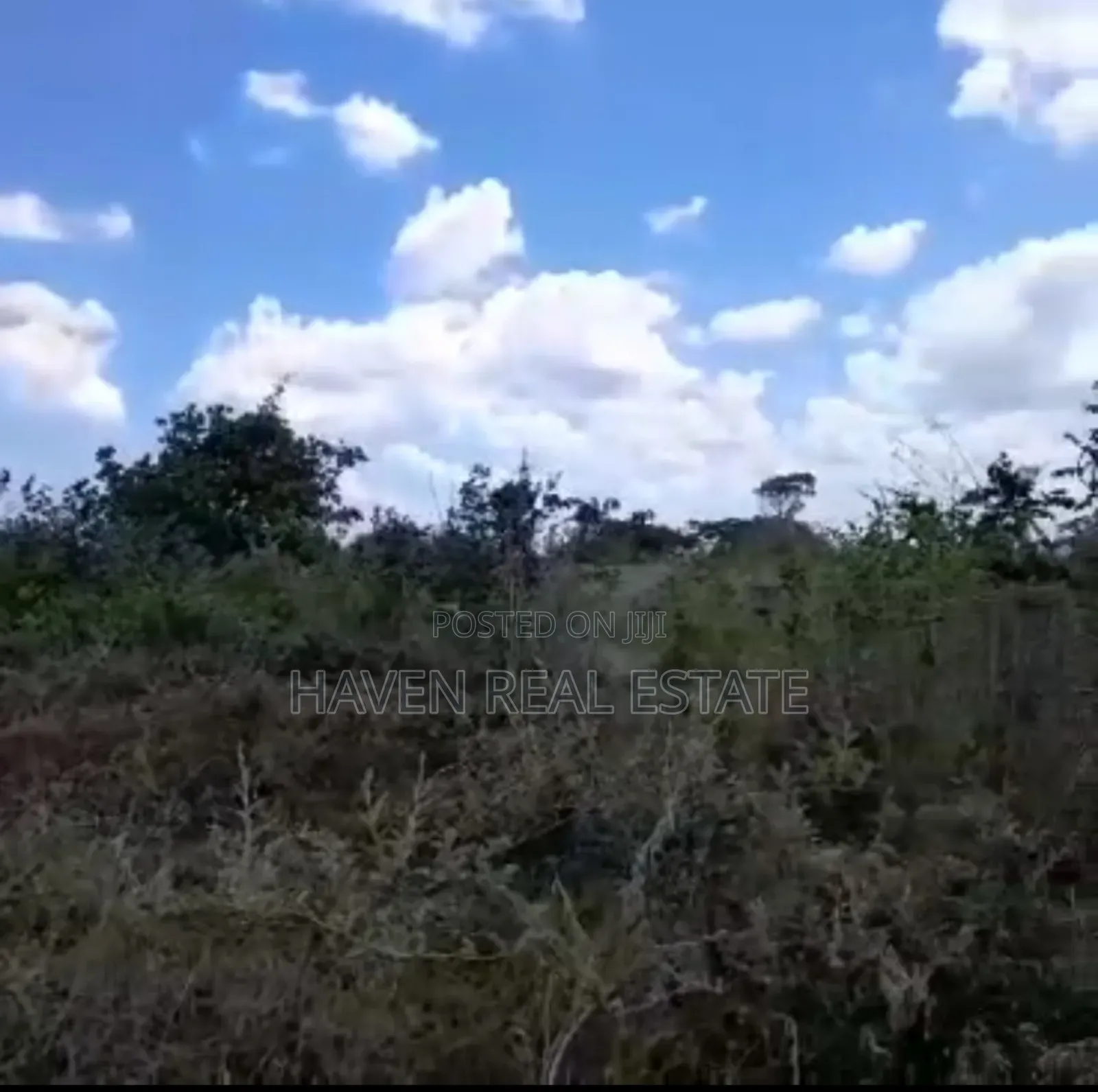 *Eneo La Ekari 3 Zenye Fence Linauzwa Msanga Zalala, Chanika* in Chanika