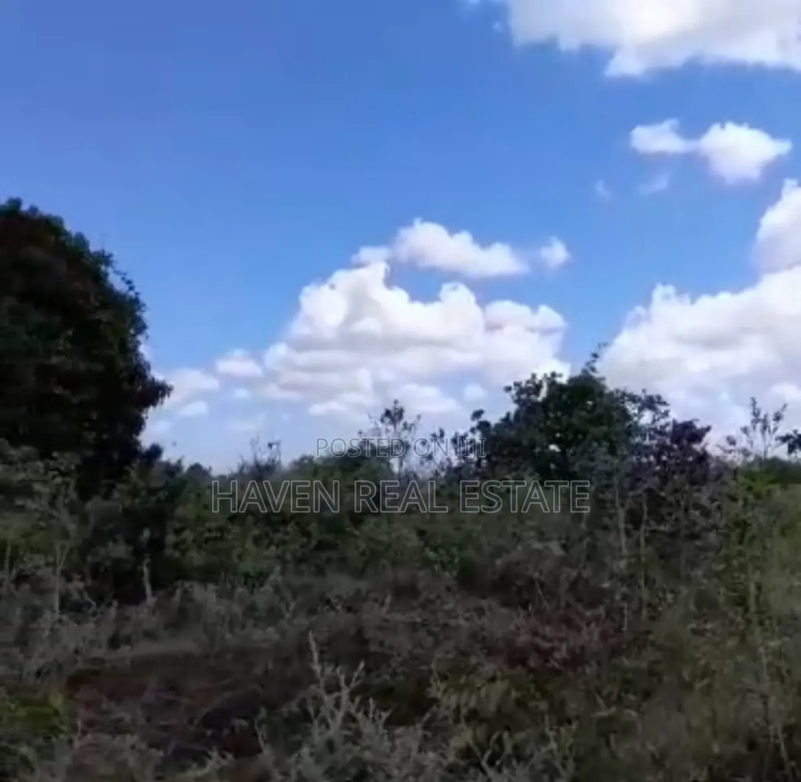 *Eneo La Ekari 3 Zenye Fence Linauzwa Msanga Zalala, Chanika* in Chanika