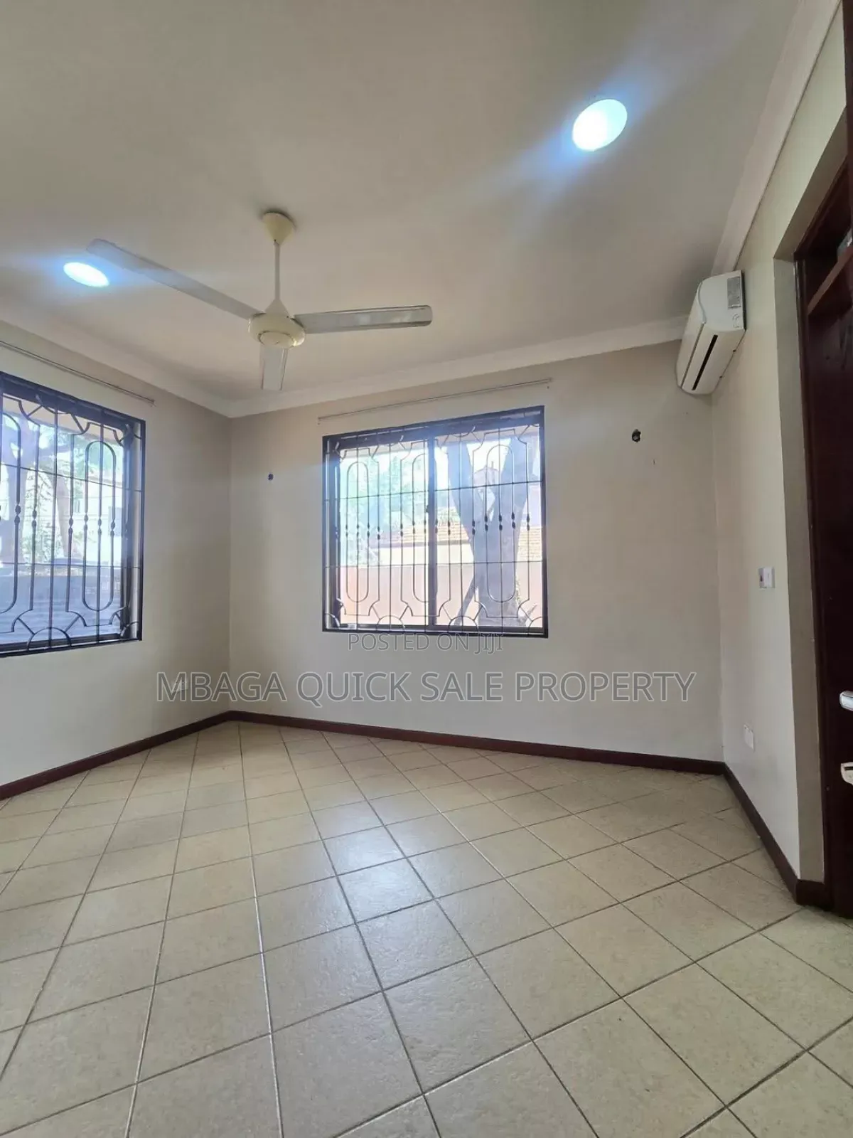 6bdrm House in Oyster Bay for rent in Oyster Bay