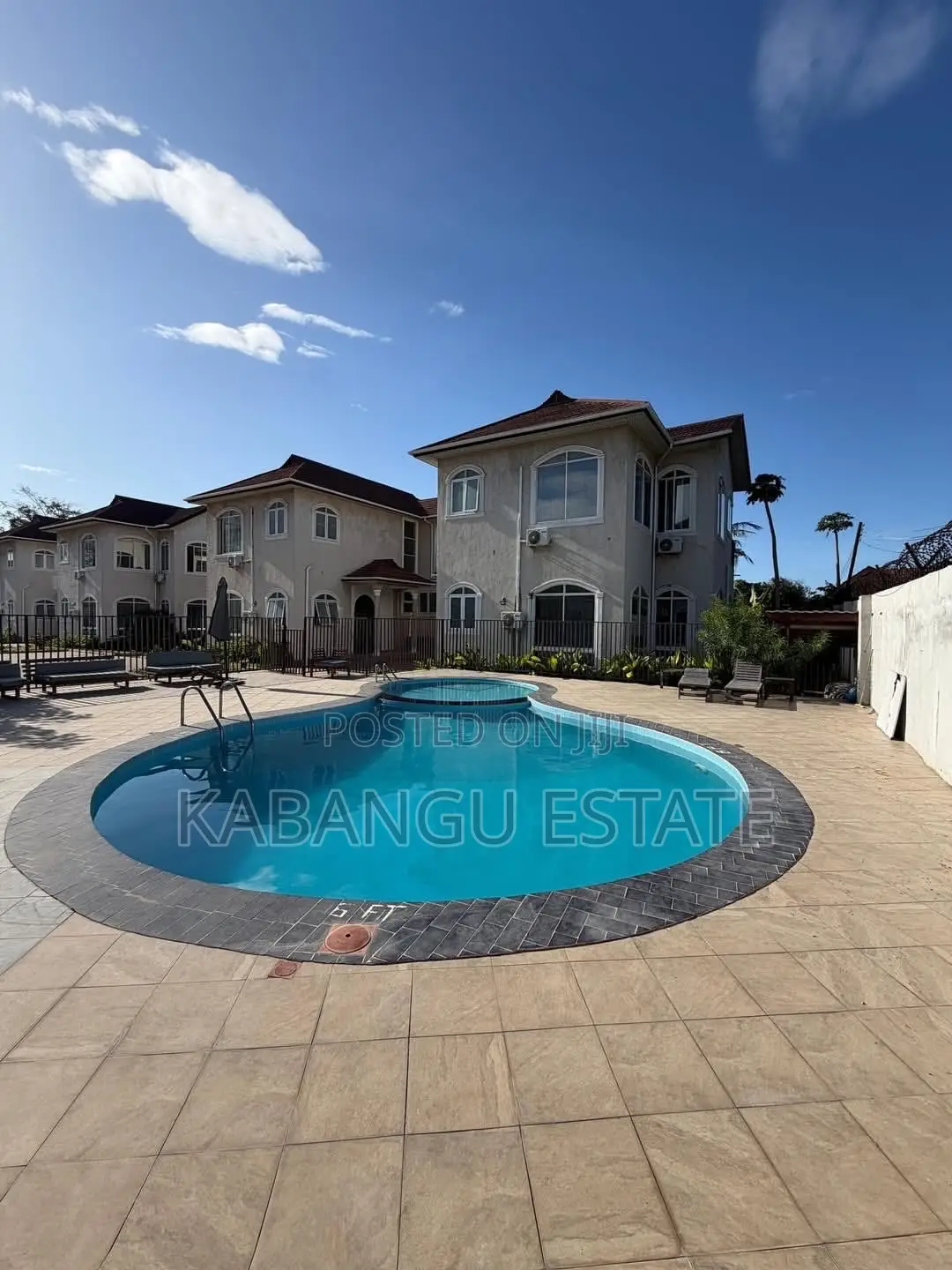 Furnished 4bdrm Villa in Oysterbay for rent in Oyster Bay