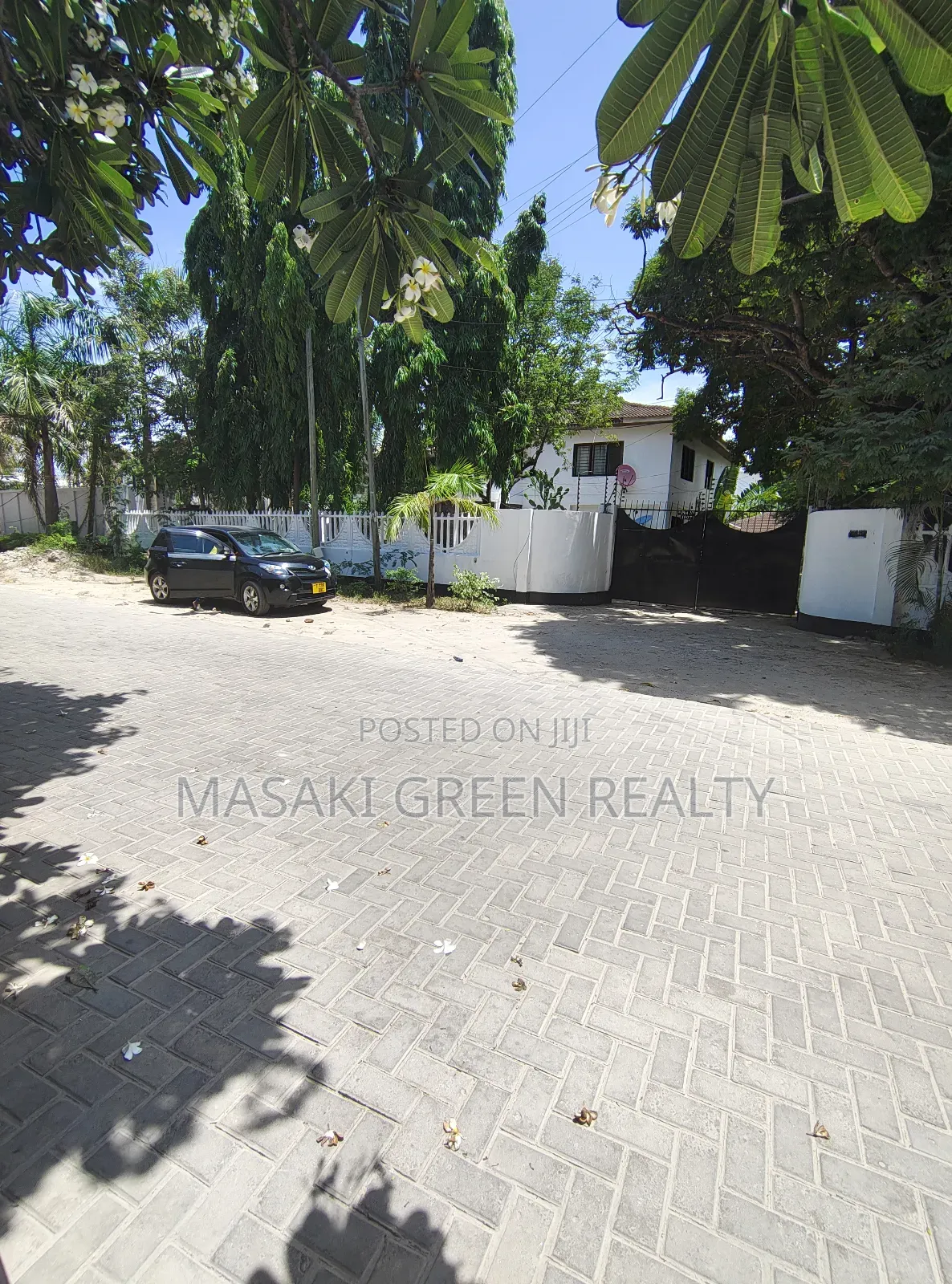 4bdrm Maisonette in Masaki, Oyster Bay for sale in Oyster Bay