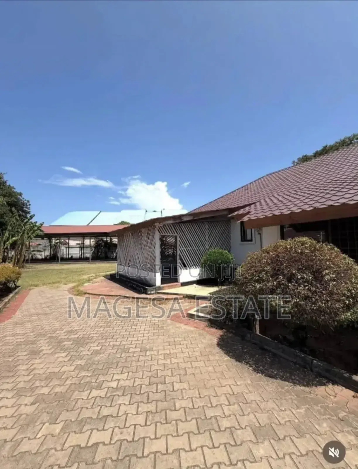 5bdrm Apartment in Oysterbay for rent in Oyster Bay