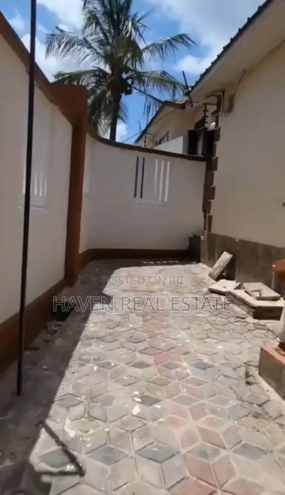 3bdrm House in Makongorosi for sale in Makongorosi