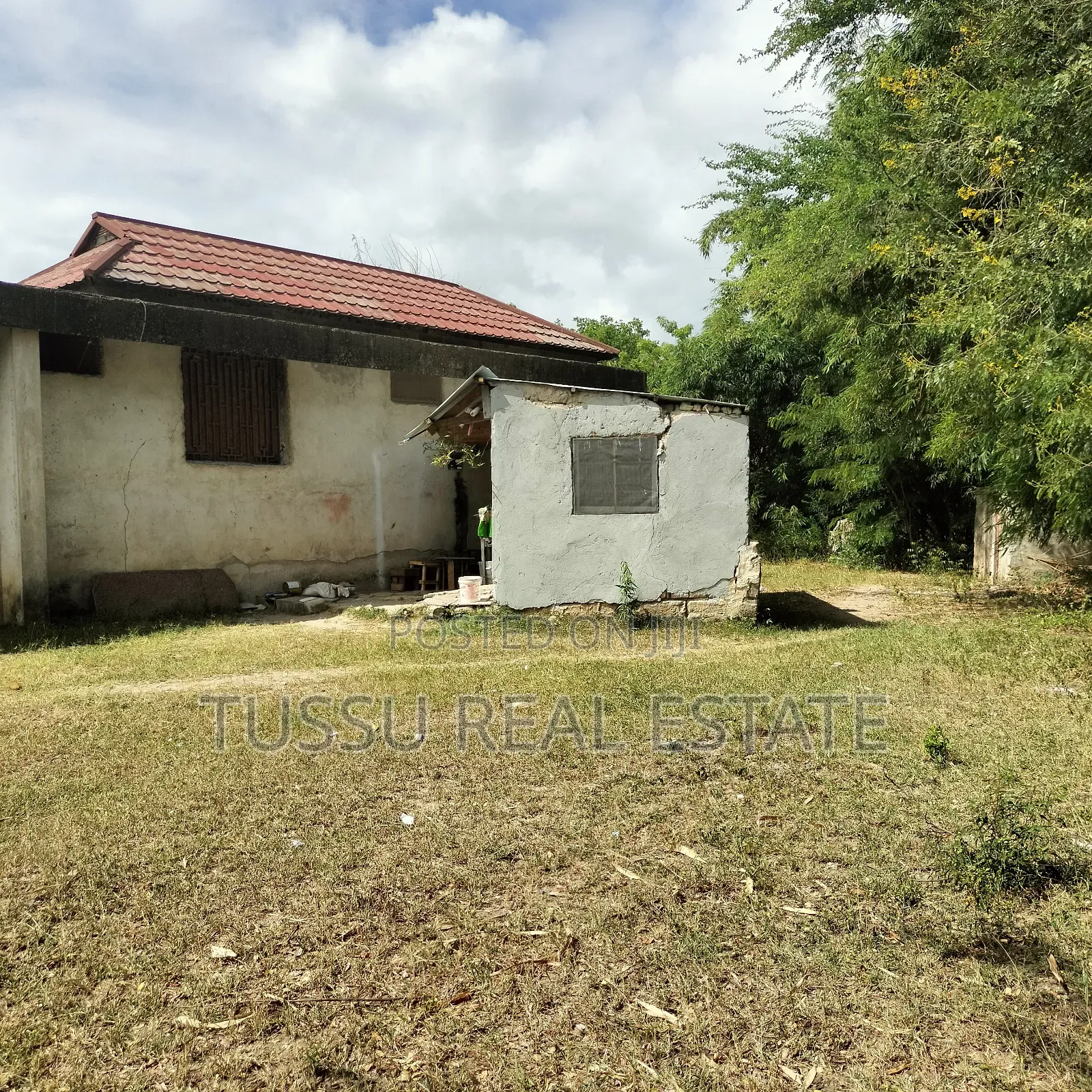 Plot/House for Sale in Mbezibeach Rainbow in Mikocheni