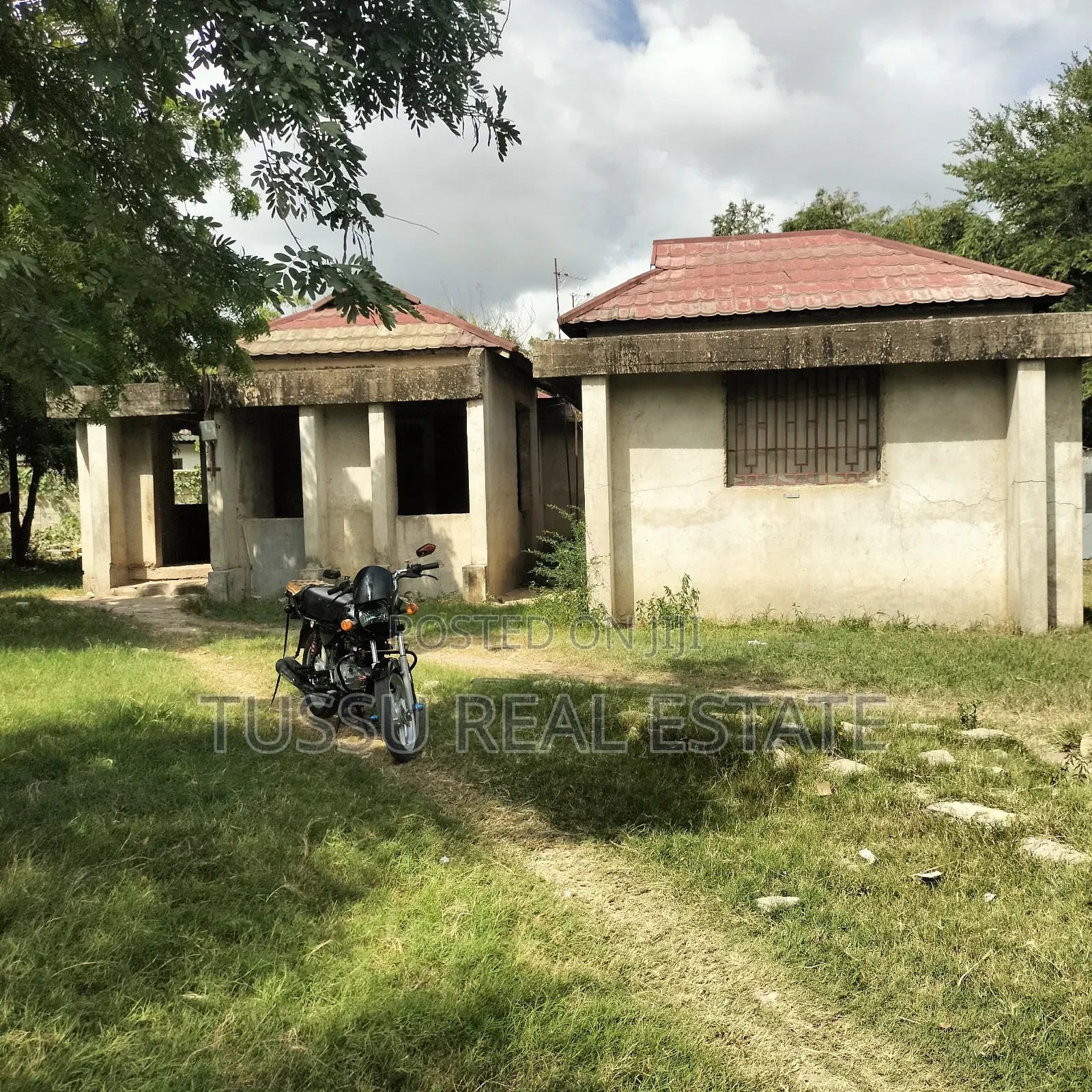 Plot/House for Sale in Mbezibeach Rainbow in Mikocheni