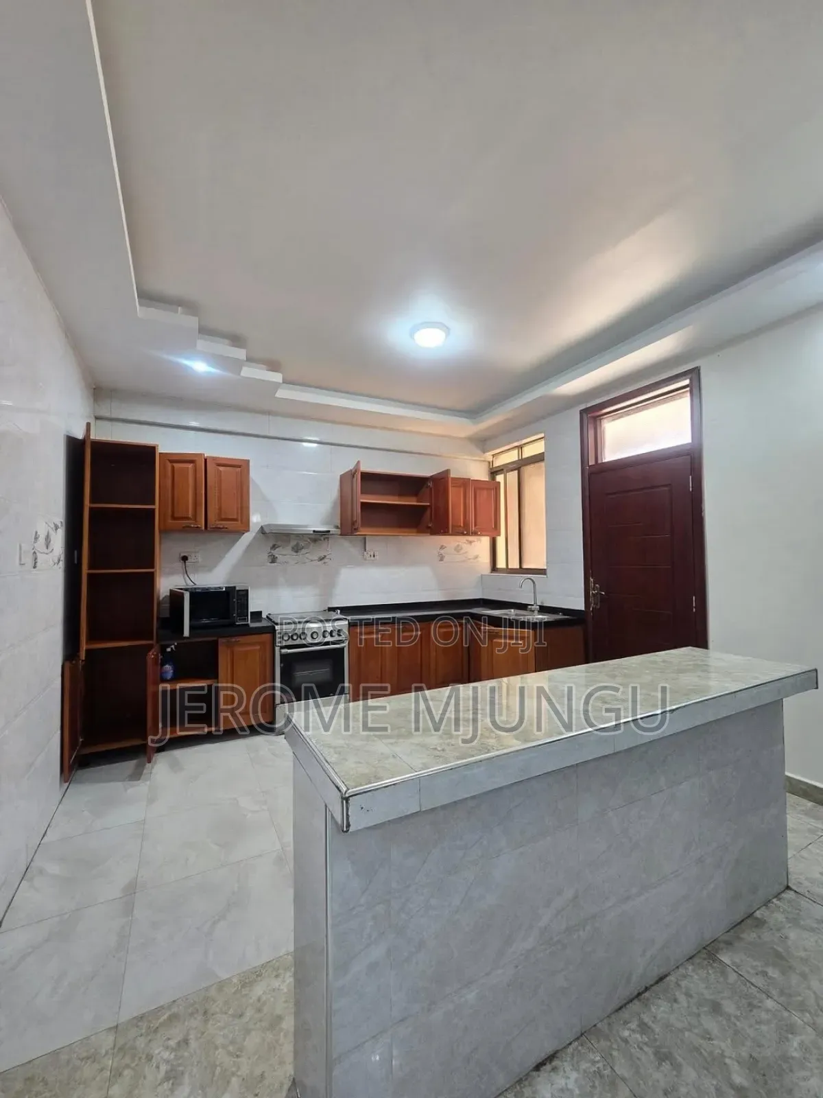 Furnished 3bdrm Apartment in Msasani for rent in Msasani