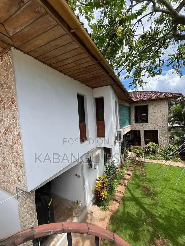 10bdrm Apartment in Upanga for rent in Upanga East