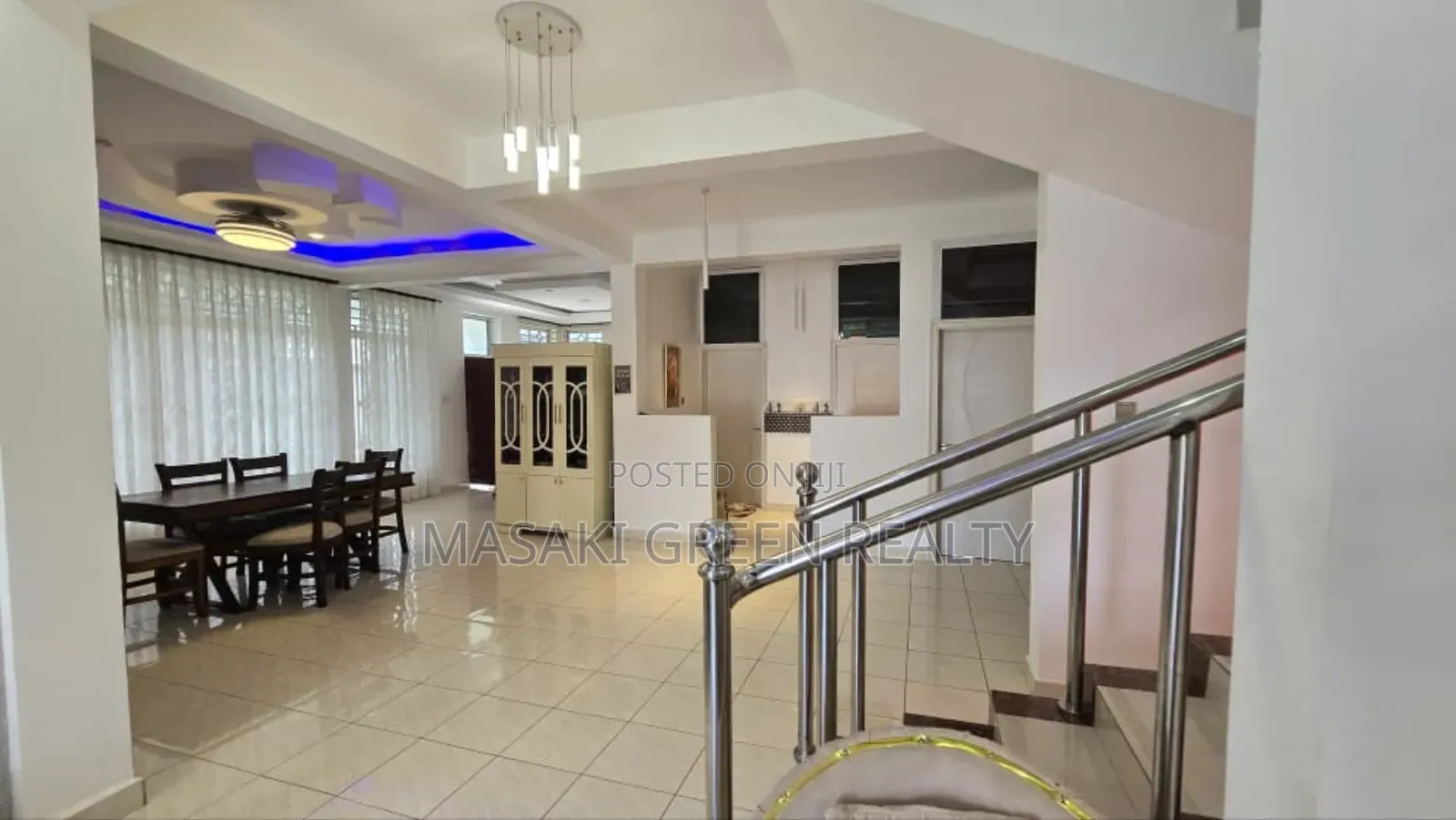 3bdrm House in Kwa Mwalimu, Mbezi Beach for sale in Mbezi Beach