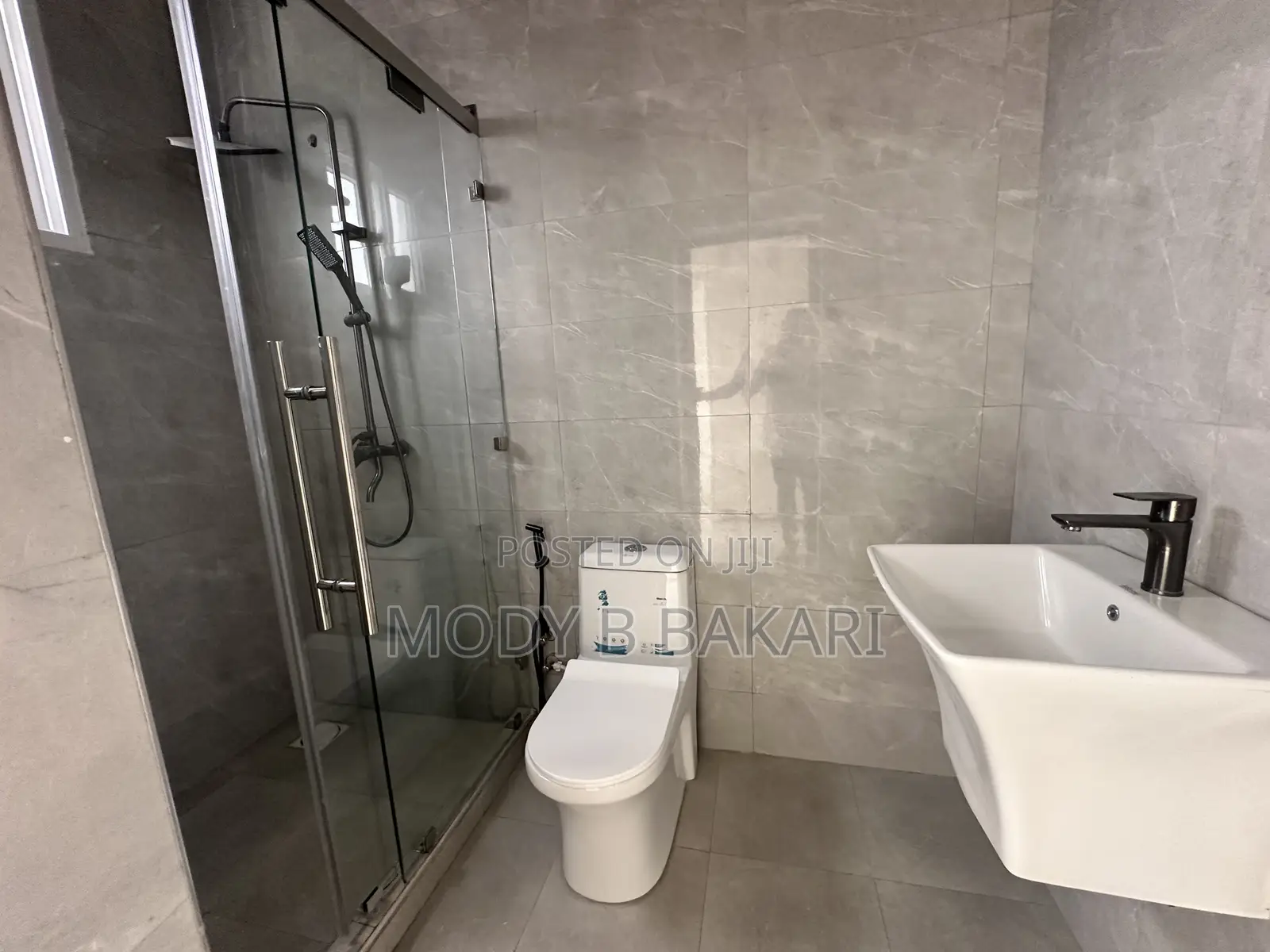 3bdrm Apartment in Masaki for sale in Masaki