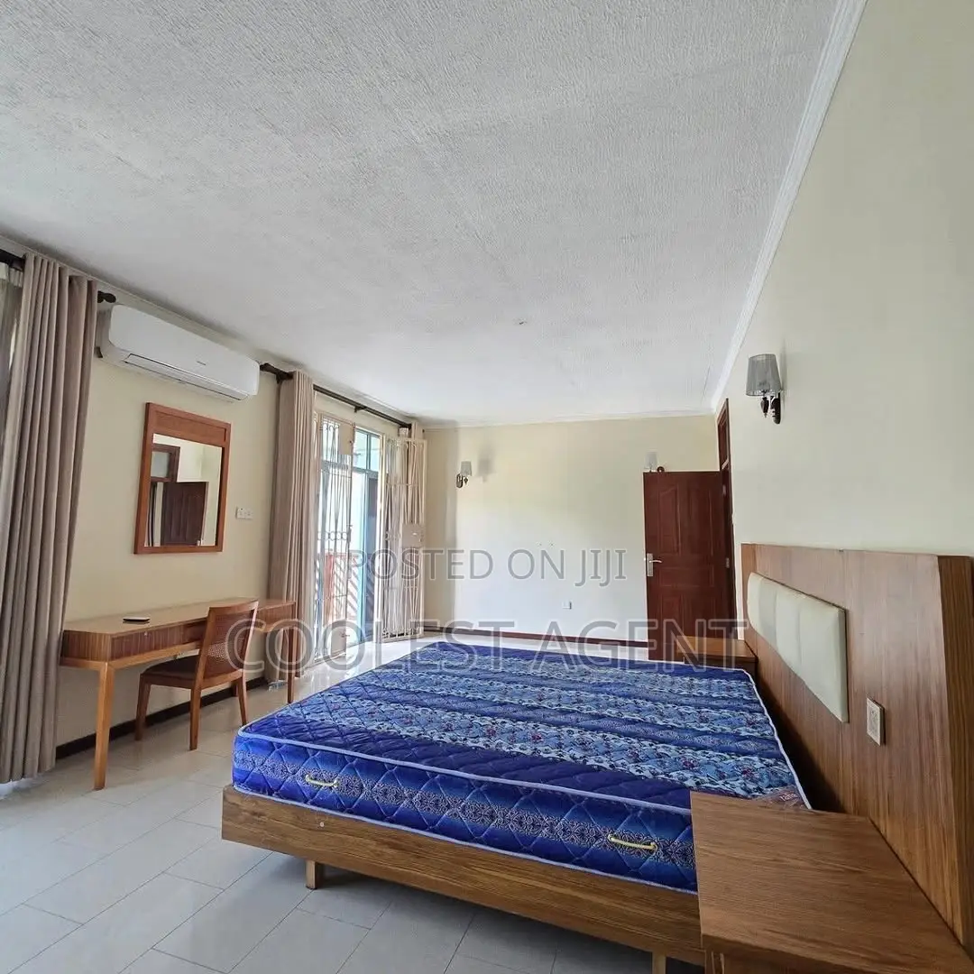 Furnished 3bdrm Villa in Coolest Estate, Masaki for rent in Masaki