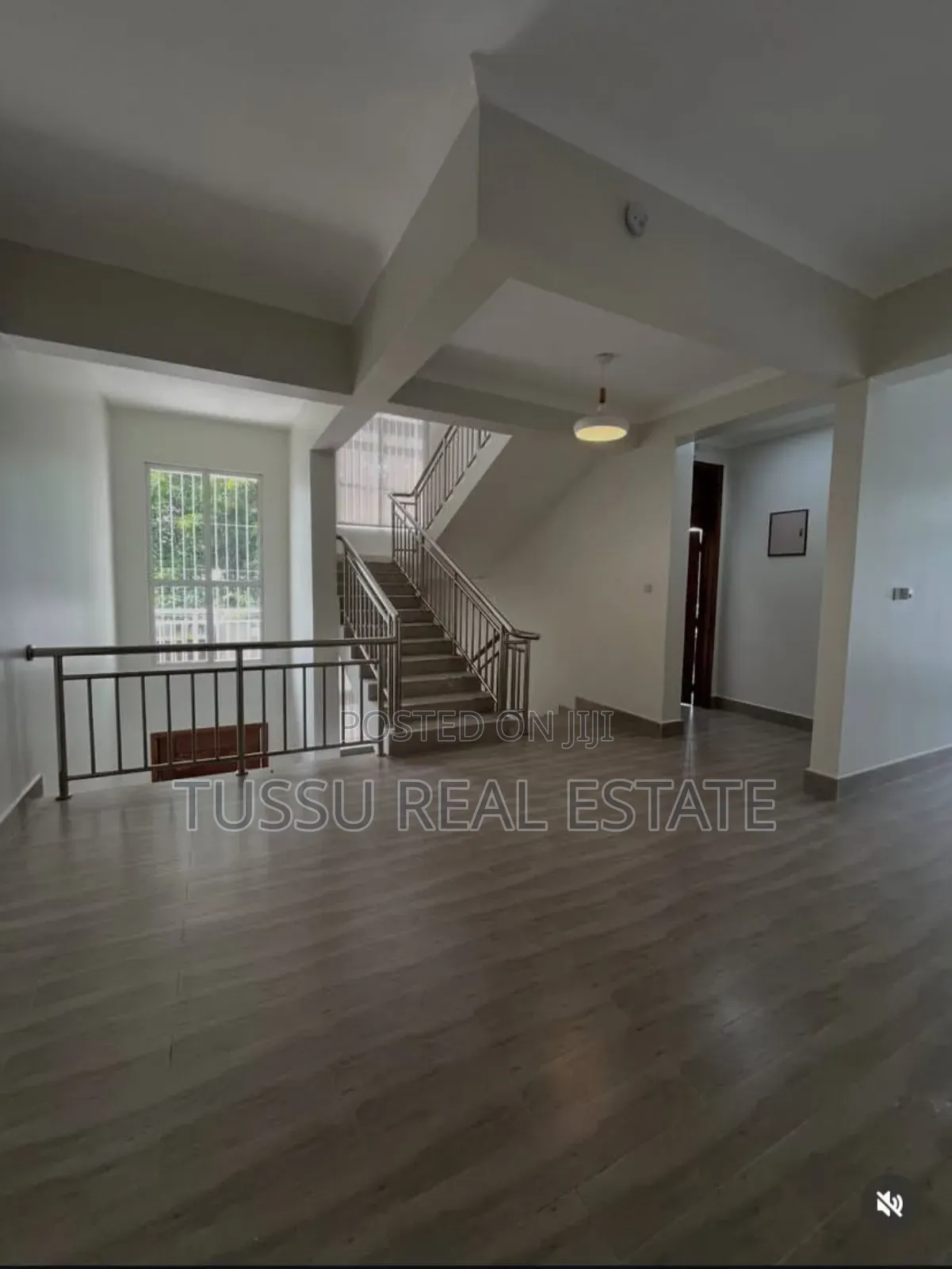 6bdrm House in Oyster Bay for rent in Oyster Bay