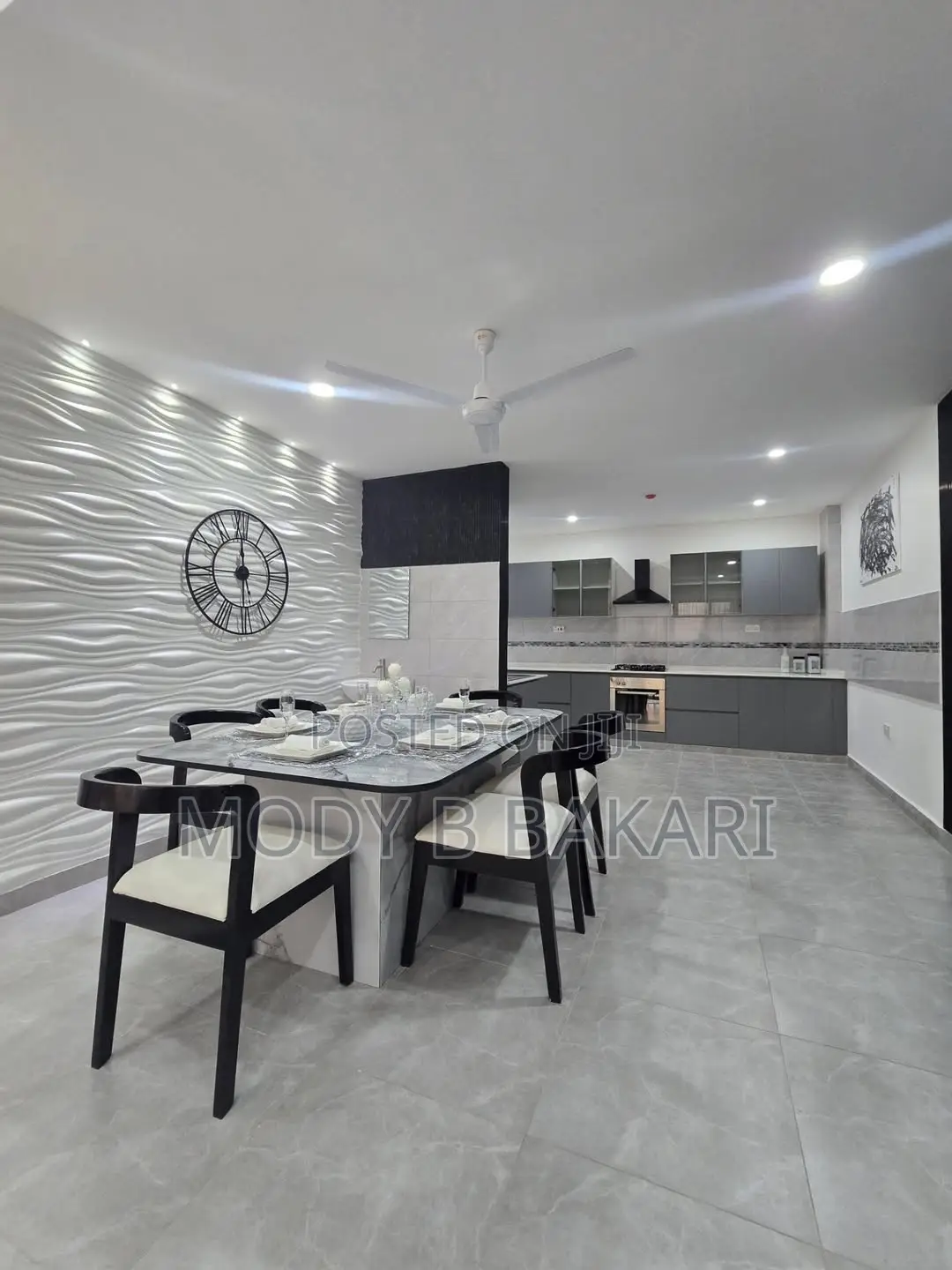 Furnished 3bdrm Apartment in Msasani for sale in Msasani