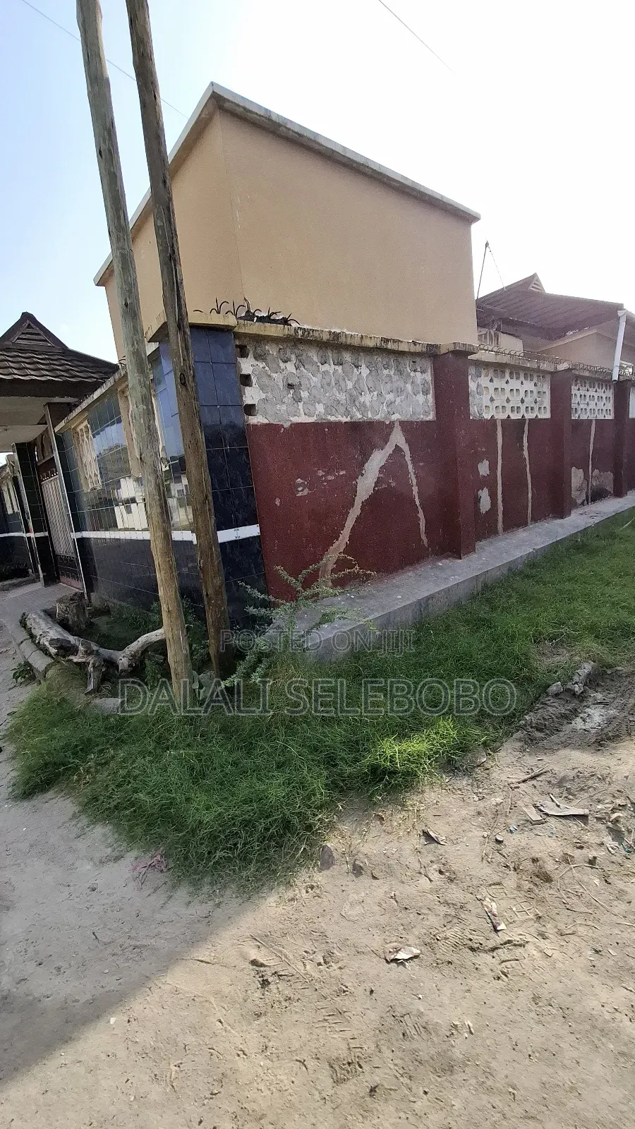 5bdrm Bungalow in Sinza for sale in Sinza