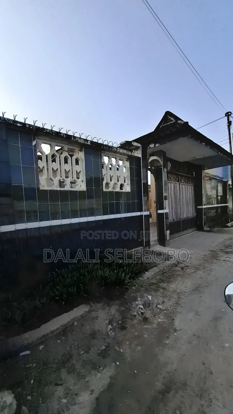 5bdrm Bungalow in Sinza for sale in Sinza