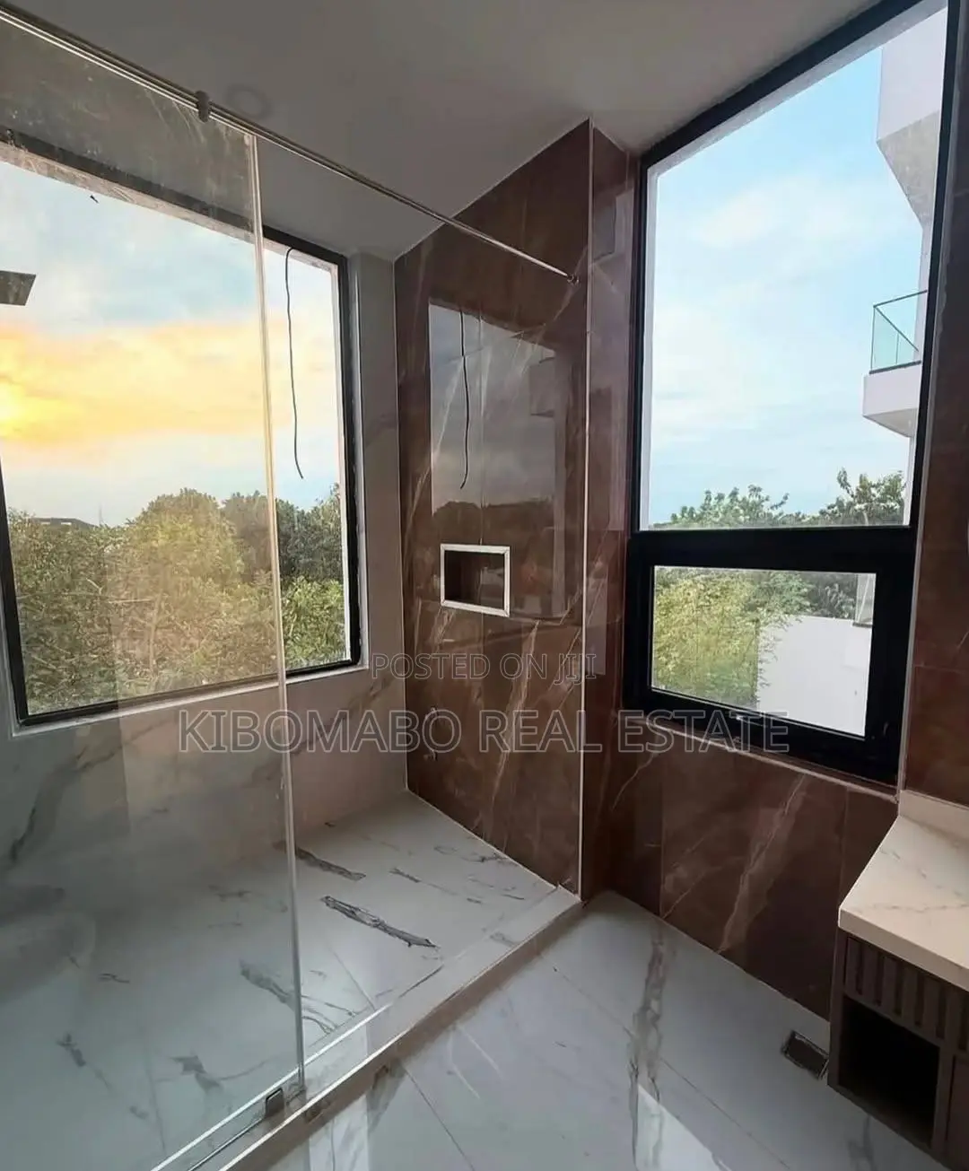 Furnished 5bdrm House in Oyster Bay for rent in Oyster Bay