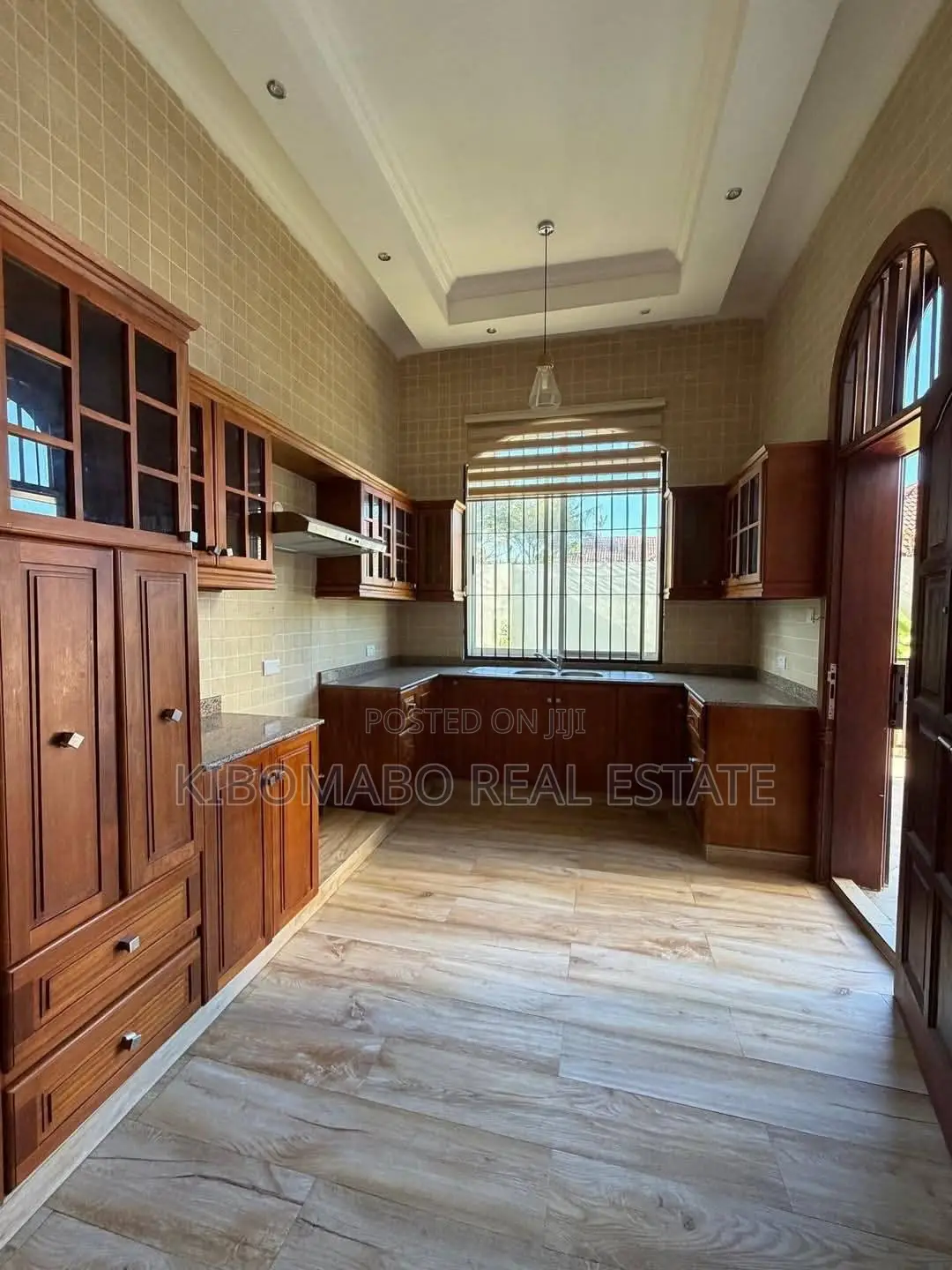 4bdrm House in Oyster Bay for rent in Oyster Bay