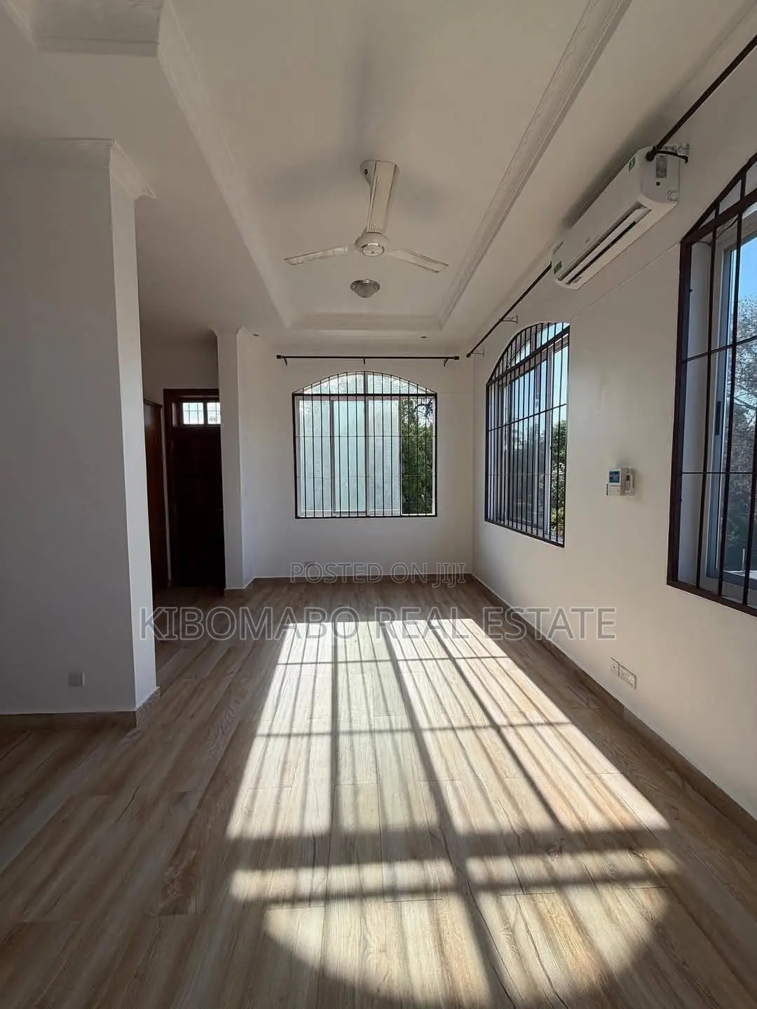 4bdrm House in Oyster Bay for rent in Oyster Bay