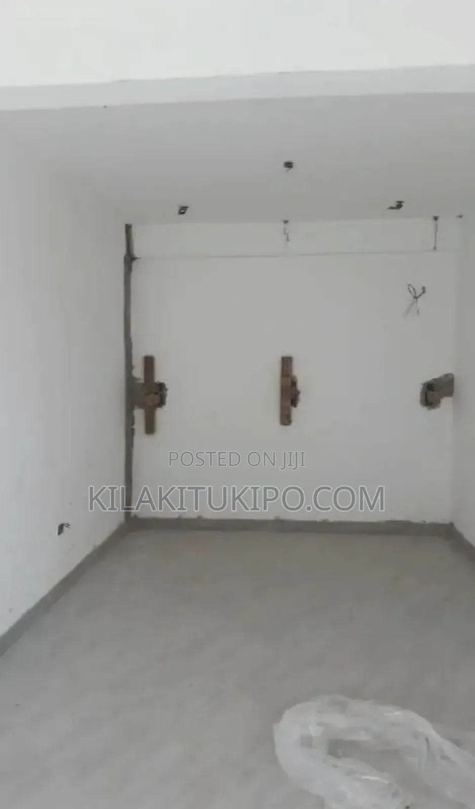 Commercial 5 Shop for Rent 2 in 1 Big Space in Sinza
